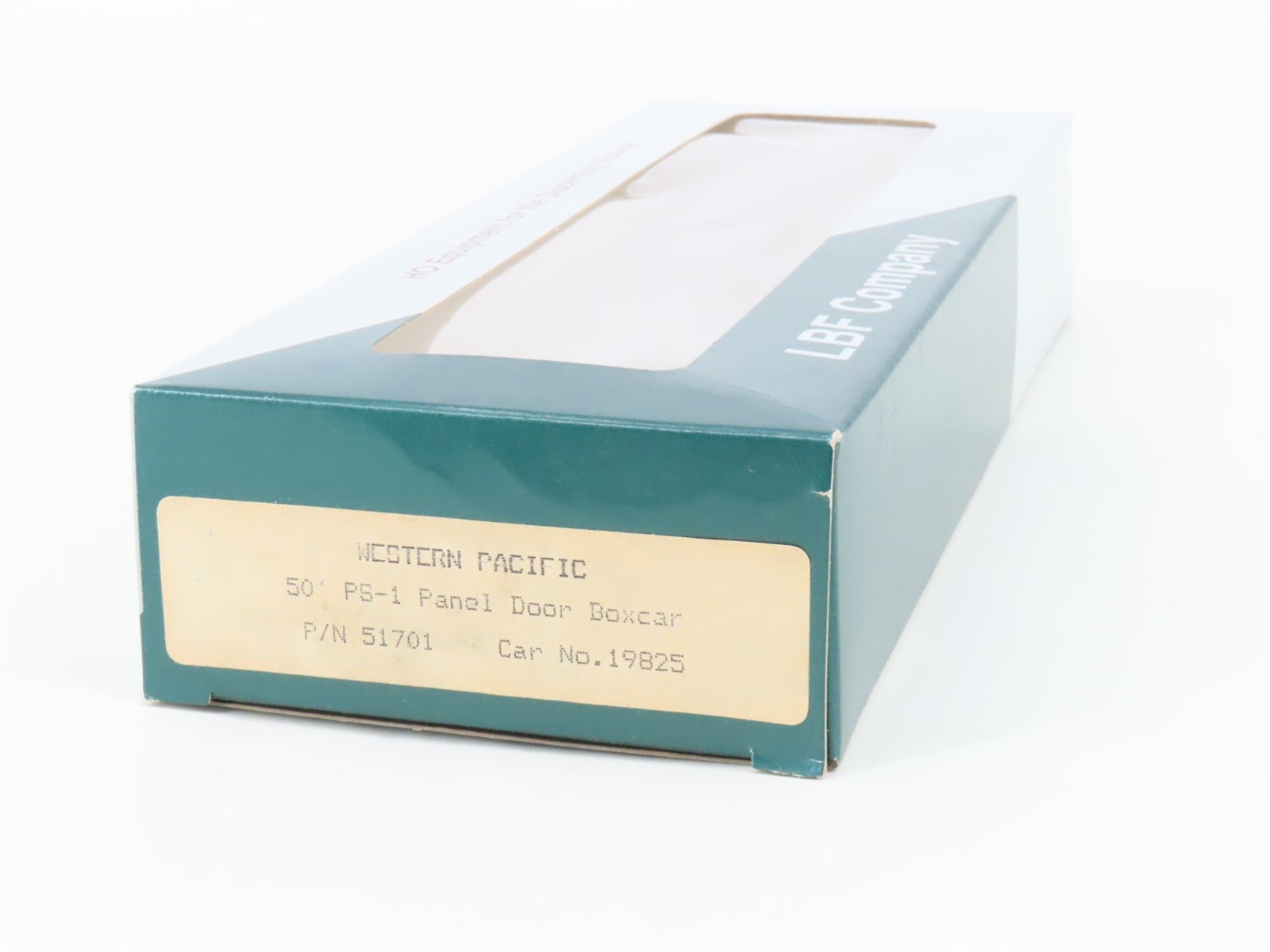 HO Scale LBF 51701 WP Western Pacific 50' PS-1 Single Door Box Car #19825