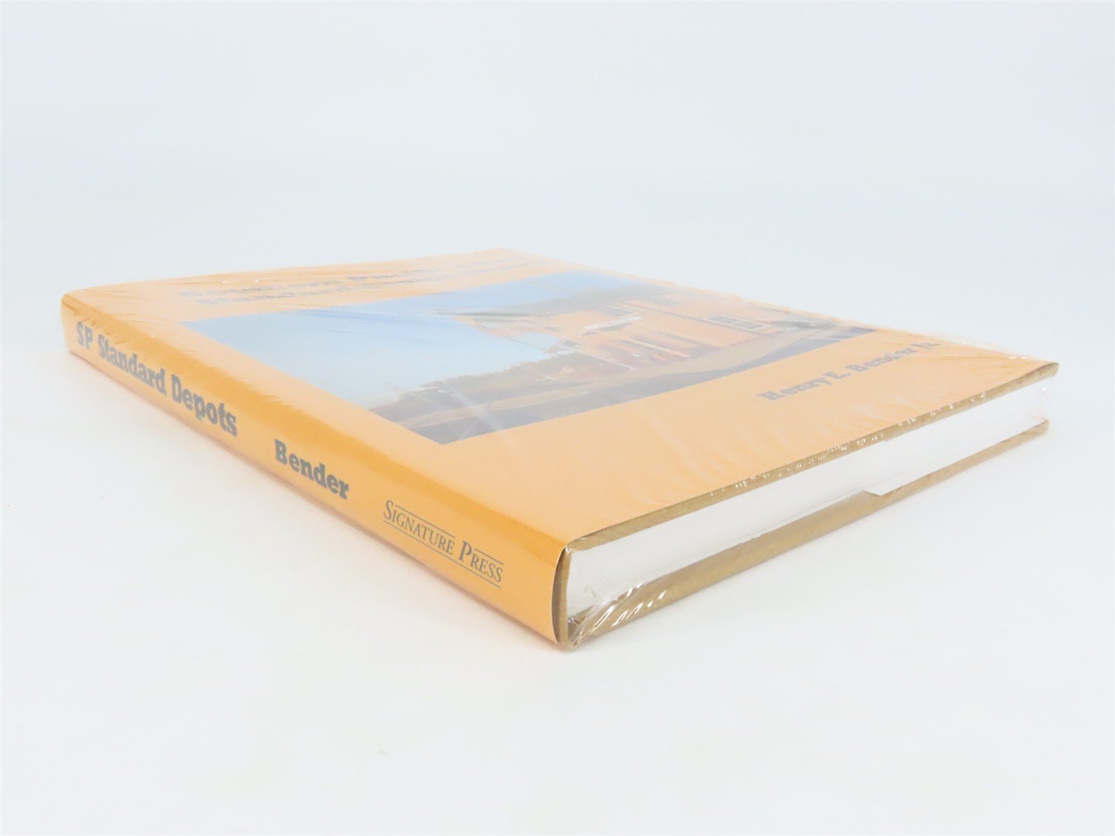 Southern Pacific Lines Standard-Design Depots by Henry E Bender Jr ©2013 SEALED