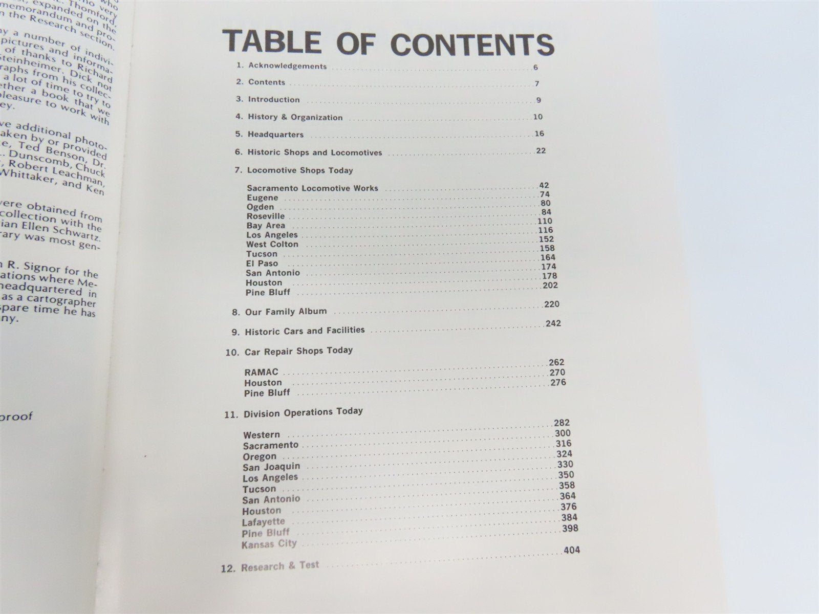 A Moment in Time: Southern Pacific Lines / Cotton Belt Route Yearbook ©1986