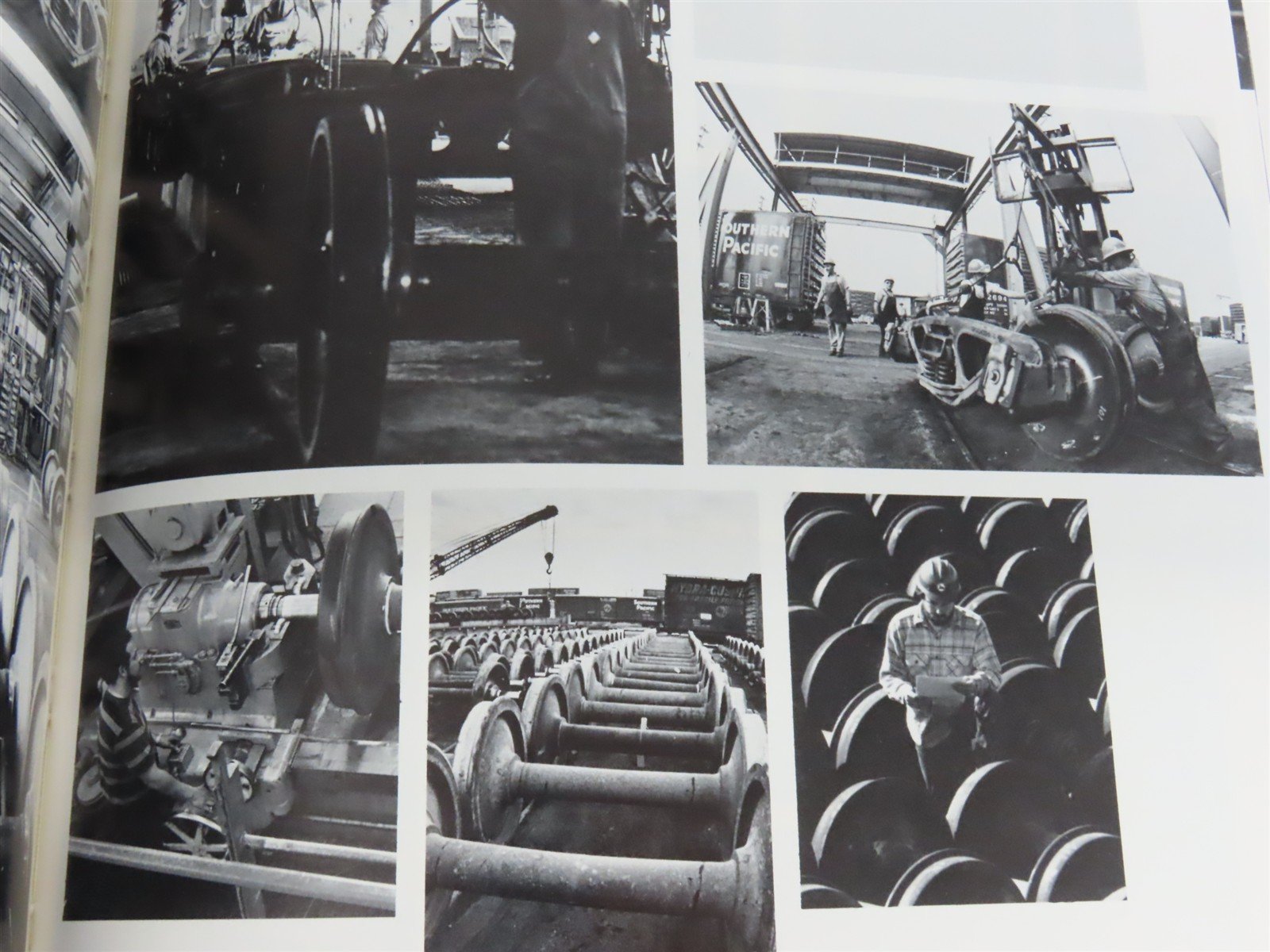 A Moment in Time: Southern Pacific Lines / Cotton Belt Route Yearbook ©1986