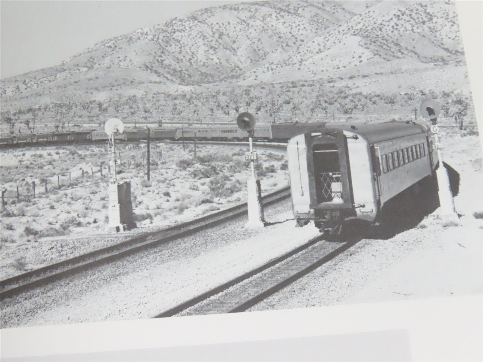 Southern Pacific-Santa Fe Tehachapi by John R. Signor ©1986 HC Book