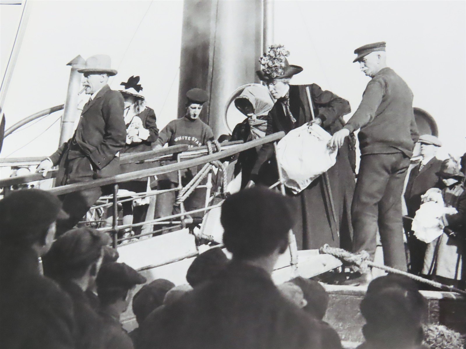 LIFE Titanic: The Tragedy that Shook the World - One Century Later ©2012 HC Book