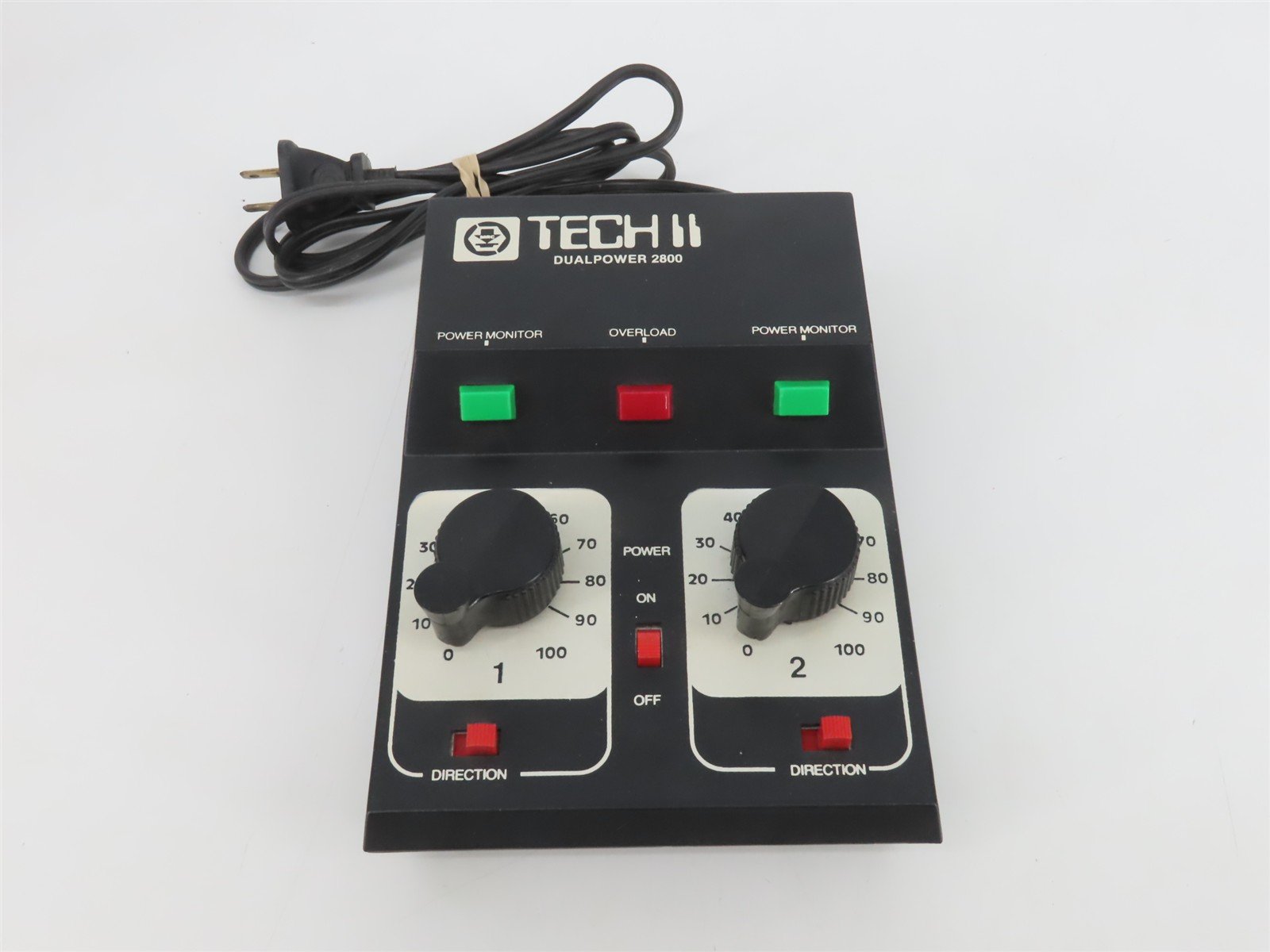 MRC Tech II Dualpower 2800 10.6V DC Hobby Transformer/Controller