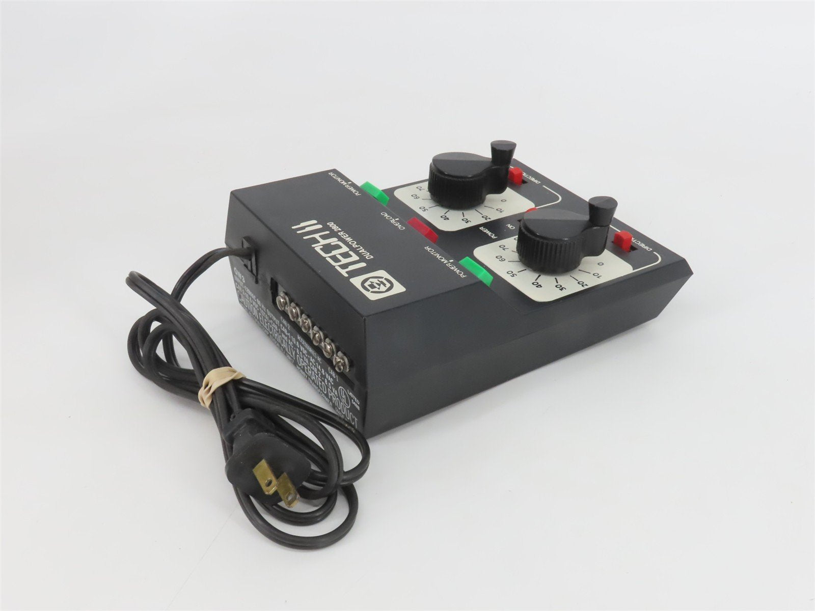 MRC Tech II Dualpower 2800 10.6V DC Hobby Transformer/Controller