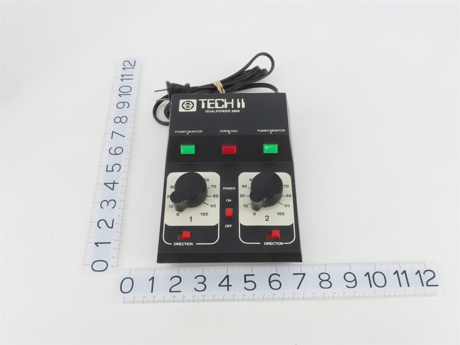 MRC Tech II Dualpower 2800 10.6V DC Hobby Transformer/Controller