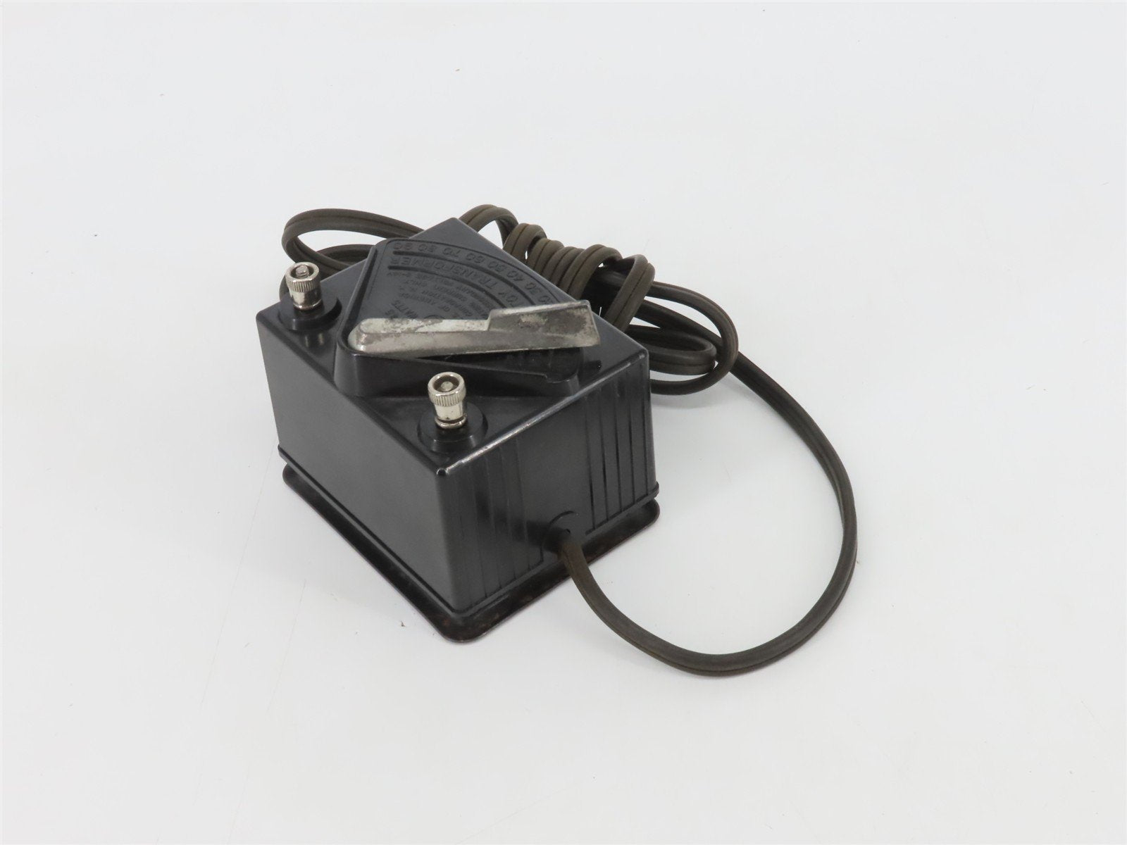 Lionel Type-1015 Multivolt 45 Watt AC Transformer