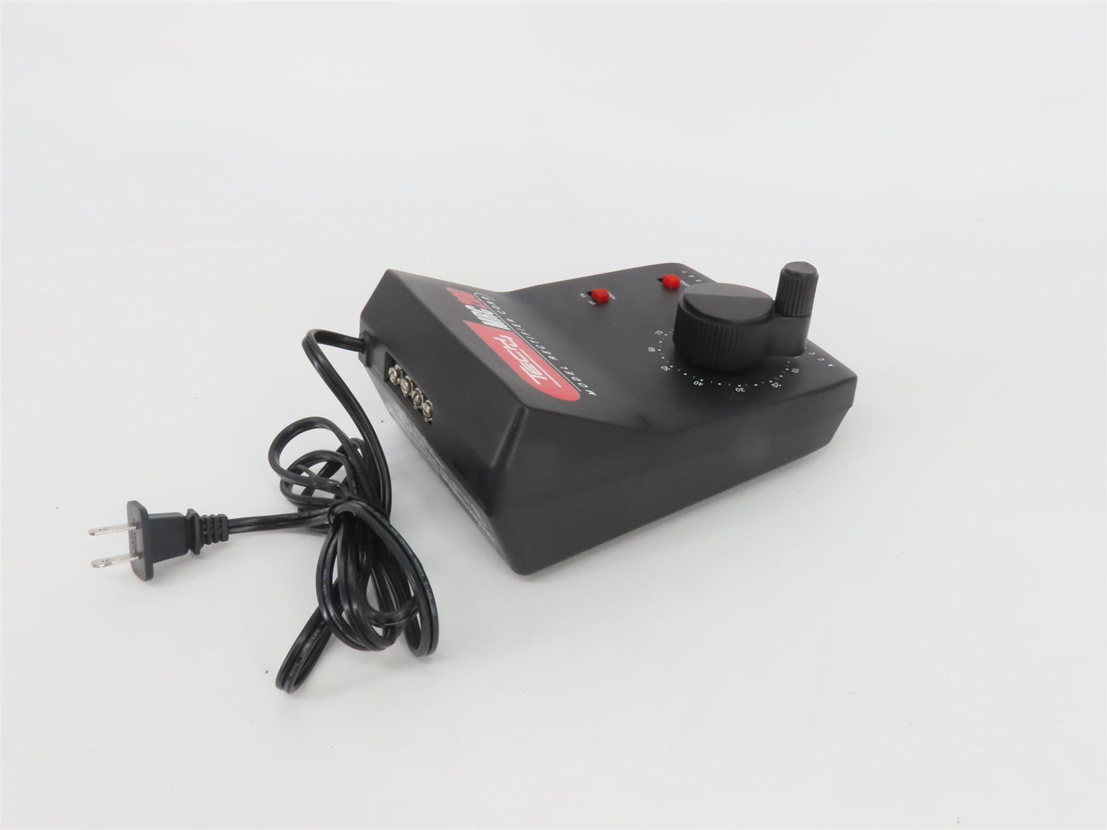 MRC AB111 Tech4 200 15.5V DC Hobby Transformer/Controller
