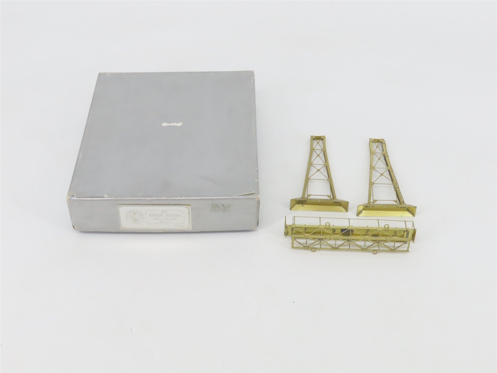 HO 1/87 Scale NJ International BRASS SB-2T Two Track Signal Bridge