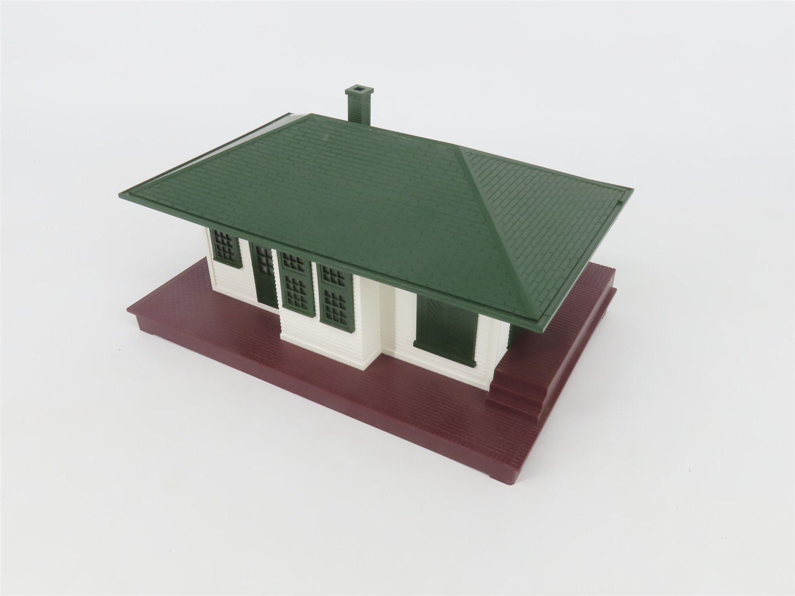 O 1/48 Scale Lionel 6-2133 Illuminated Freight Station Building