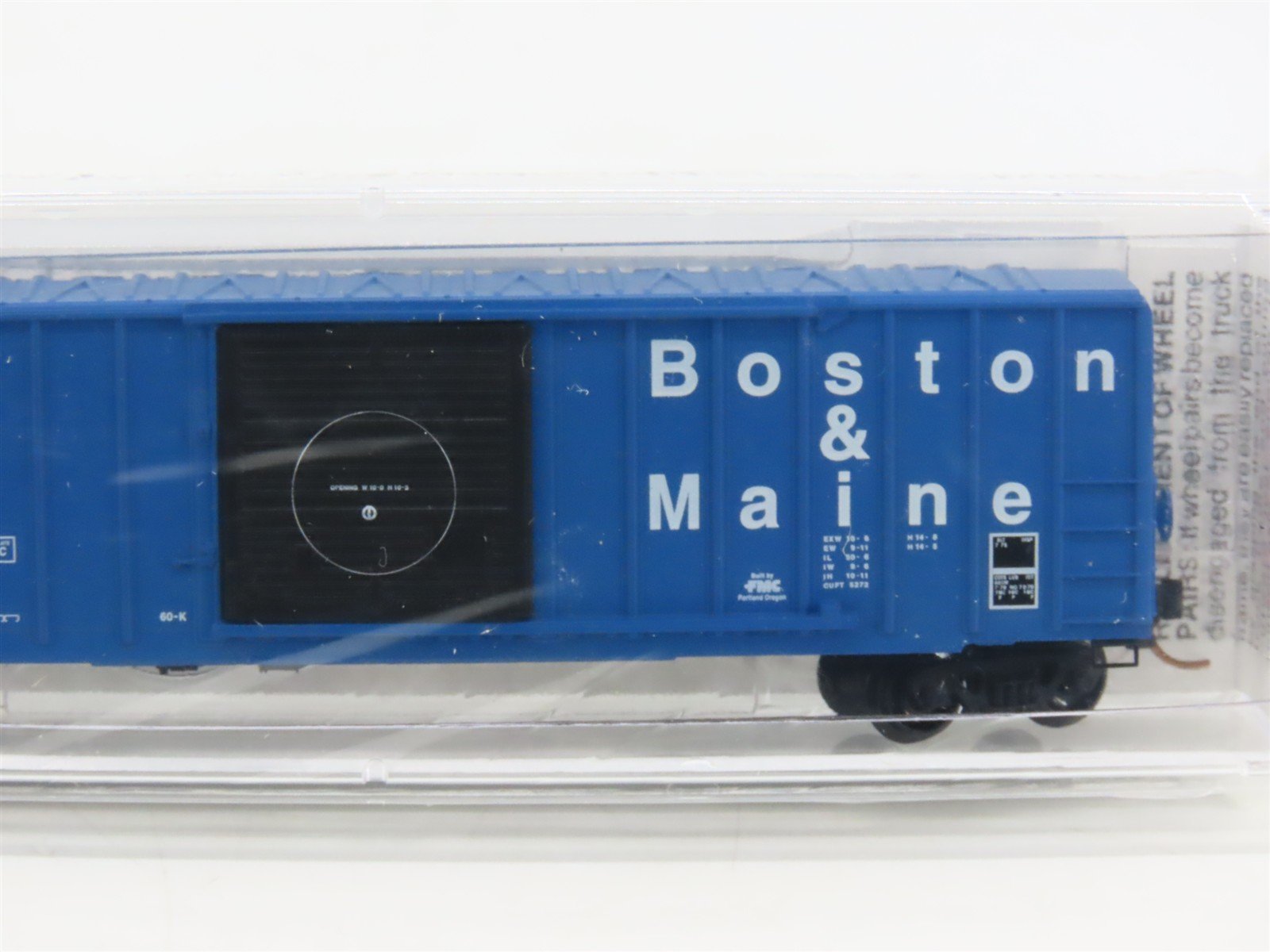 N Scale Micro-Trains MTL 25240 BM Boston & Maine 50' Rib Side Box Car #80023