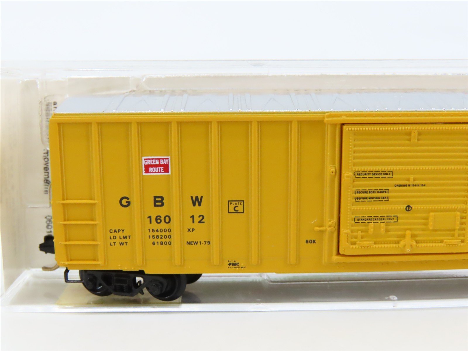 N Scale Micro-Trains MTL 25230 GBW Green Bay Route 50' Rib Side Box Car #16012