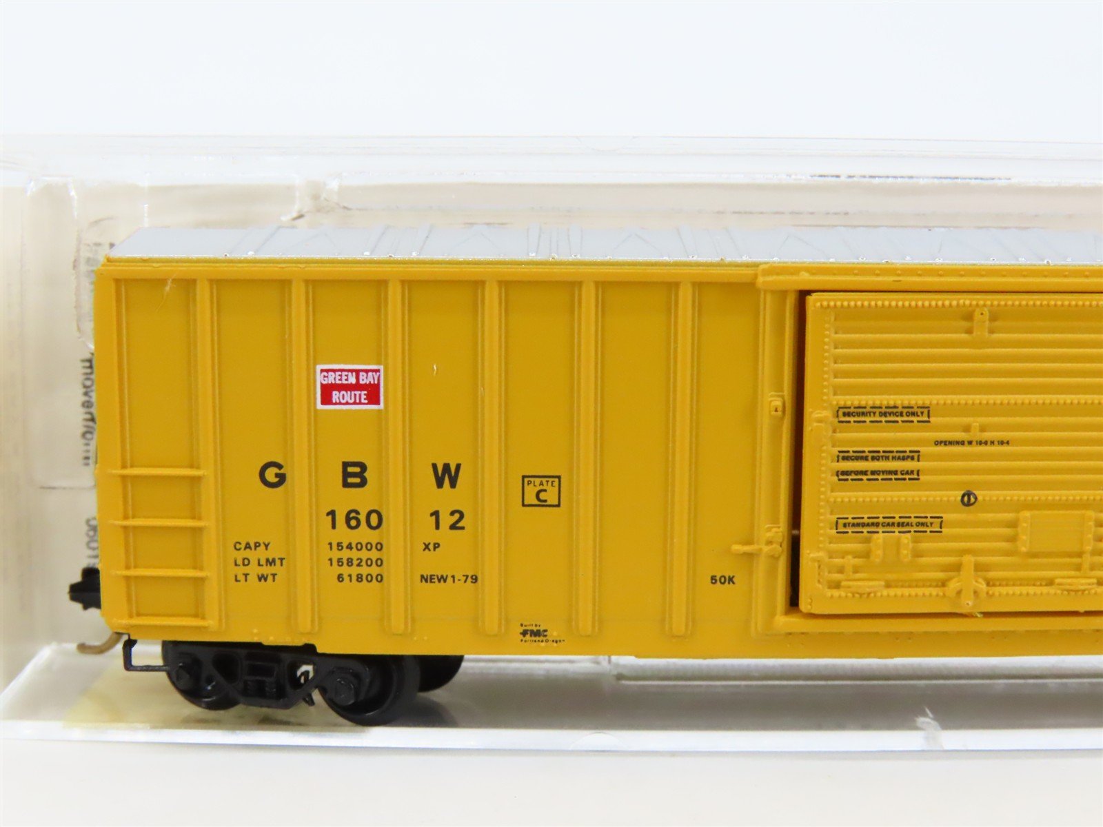 N Scale Micro-Trains MTL 25230 GBW Green Bay Route 50' Rib Side Box Car #16012