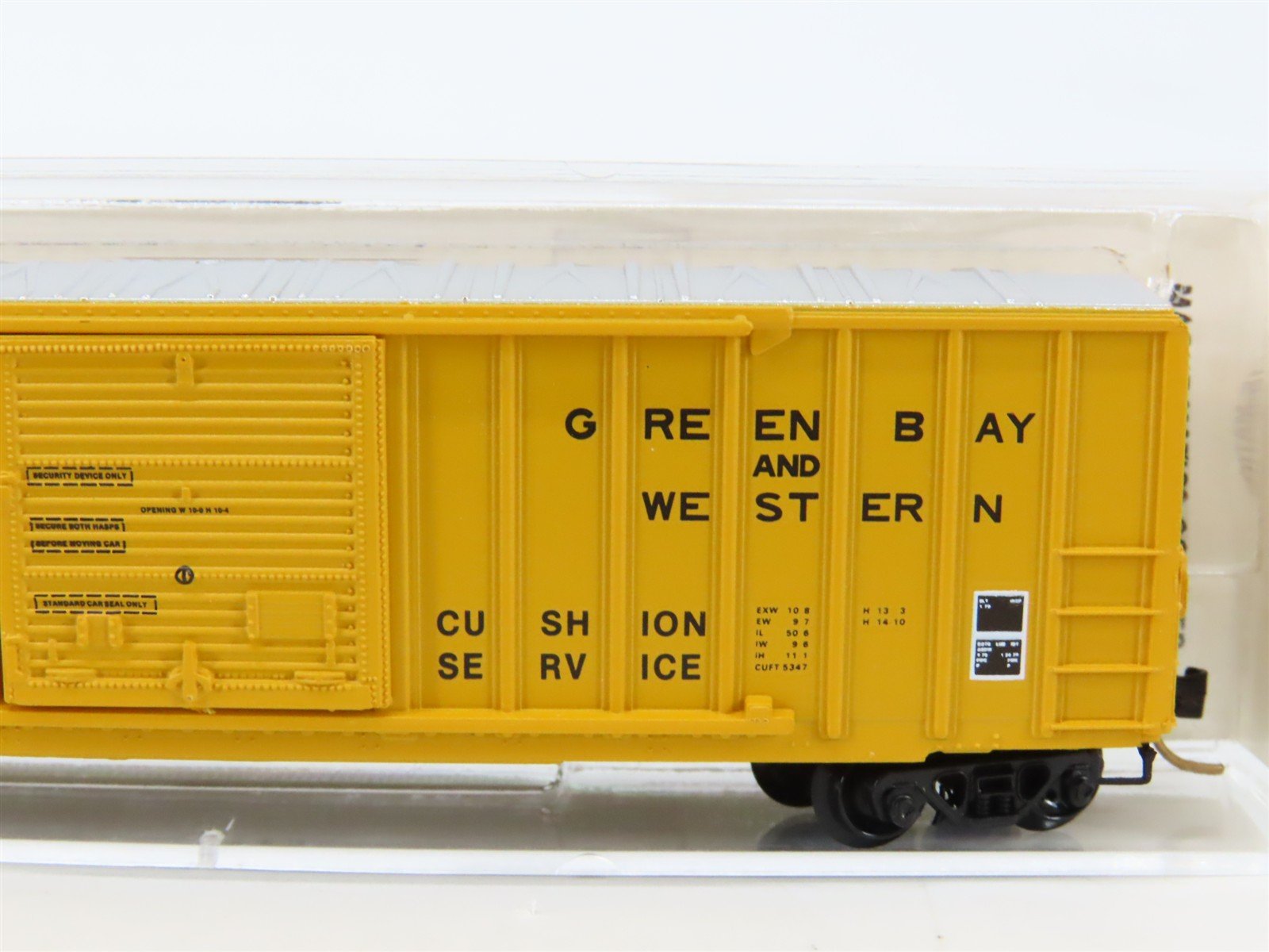 N Scale Micro-Trains MTL 25230 GBW Green Bay Route 50' Rib Side Box Car #16012