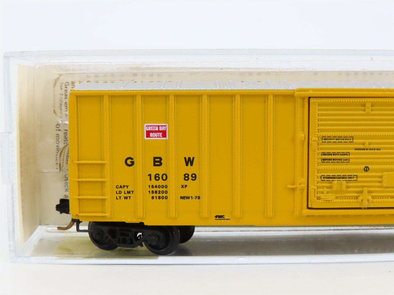 N Scale Kadee Micro-Trains MTL 25230 GBW Green Bay Route 50' Box Car #16089