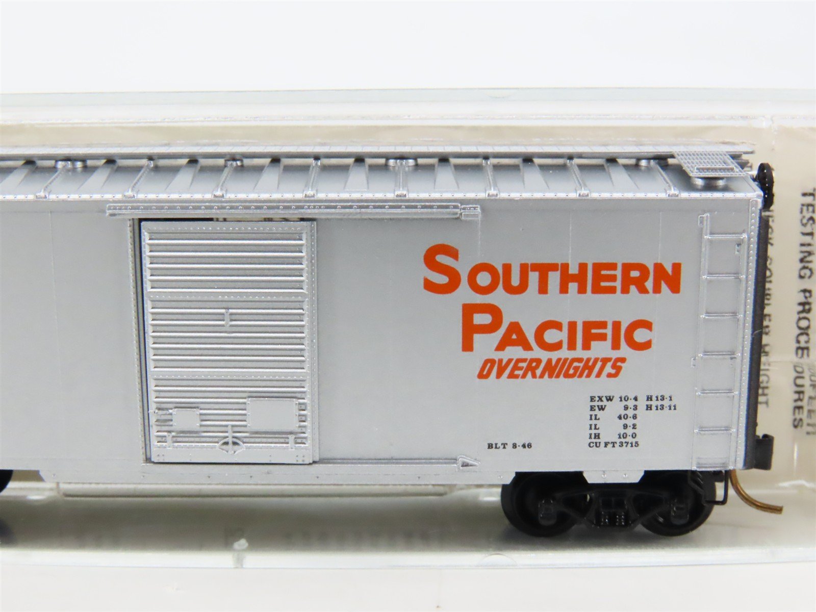 N Kadee Micro-Trains MTL 20760 SP Southern Pacific Overnights 40' Boxcar #163058