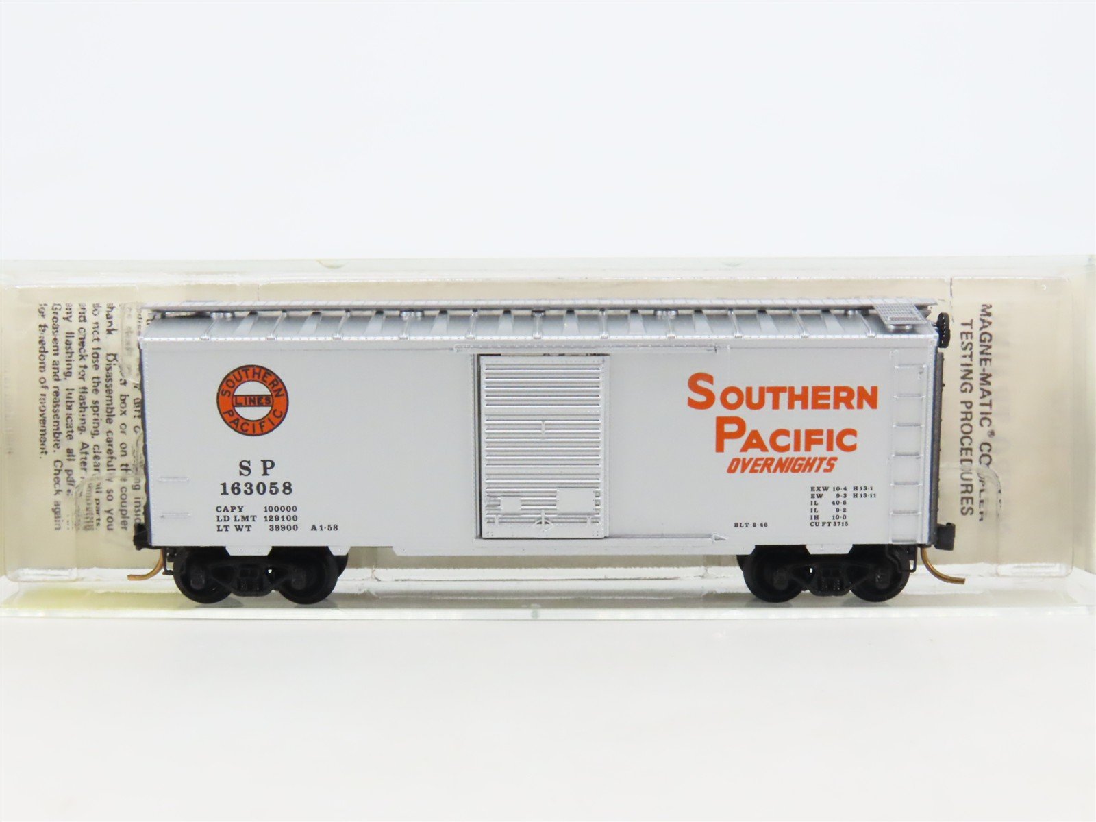N Kadee Micro-Trains MTL 20760 SP Southern Pacific Overnights 40' Boxcar #163058