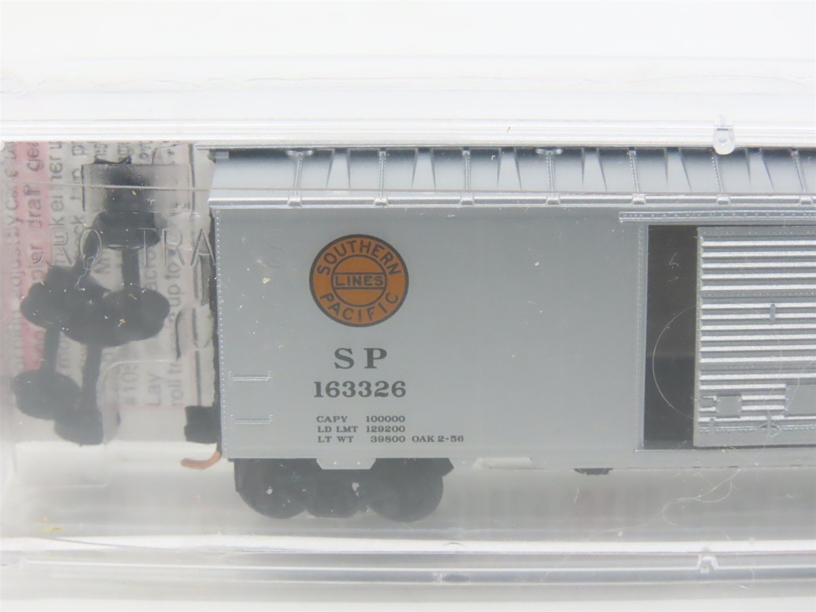 N Scale Micro-Trains MTL 20760 SP Southern Pacific Overnights 40' Boxcar #163326