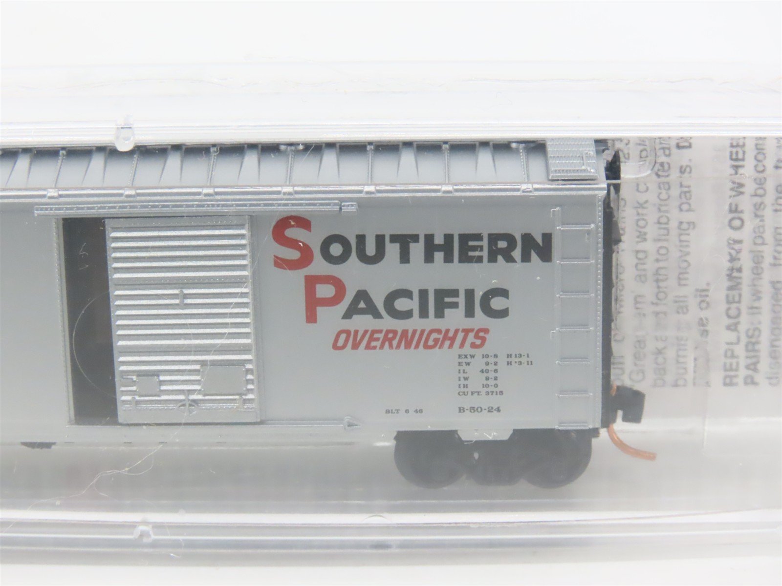 N Scale Micro-Trains MTL 20760 SP Southern Pacific Overnights 40' Boxcar #163326