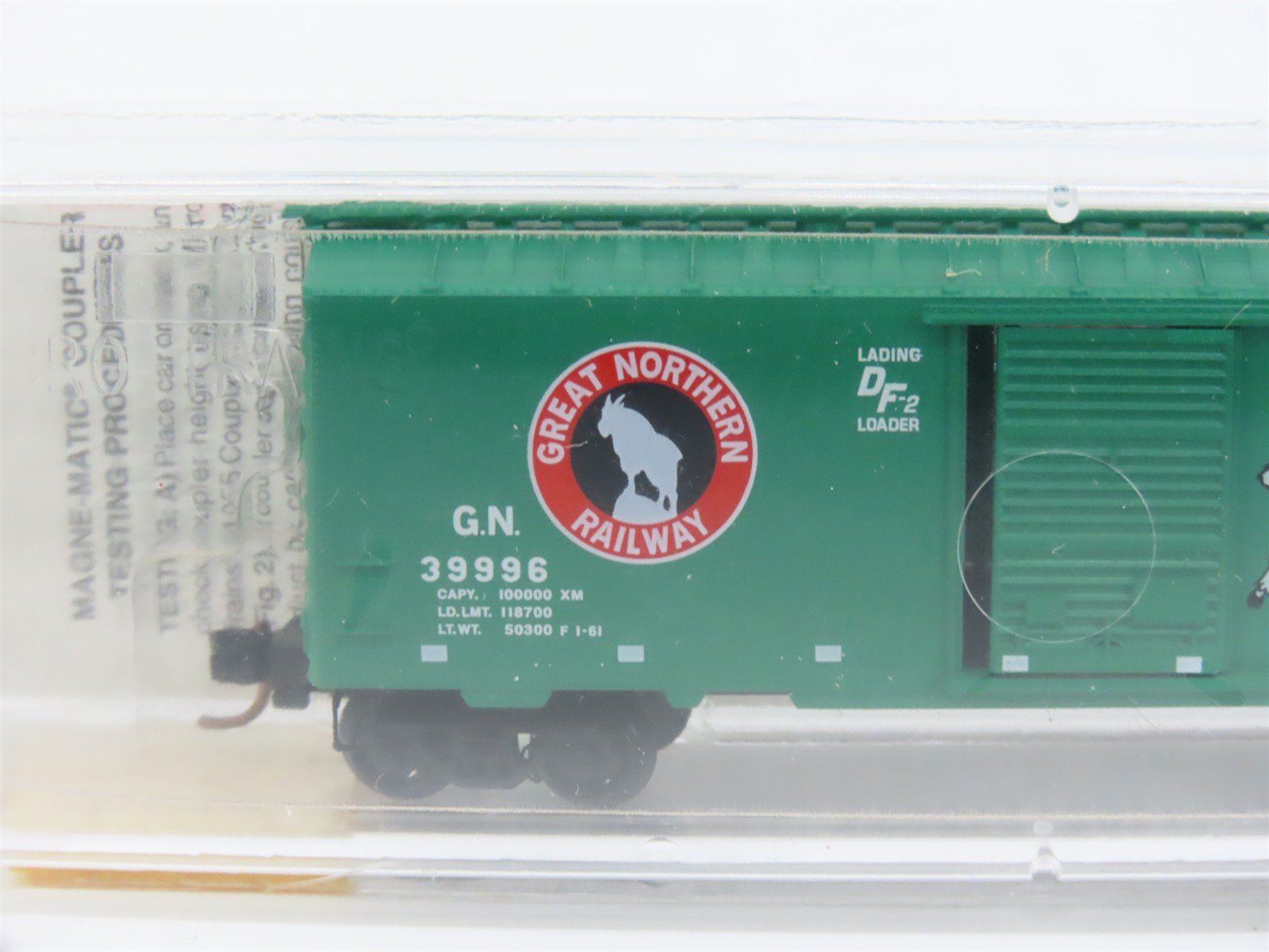 N Micro-Trains MTL 20680 GN Great Northern 