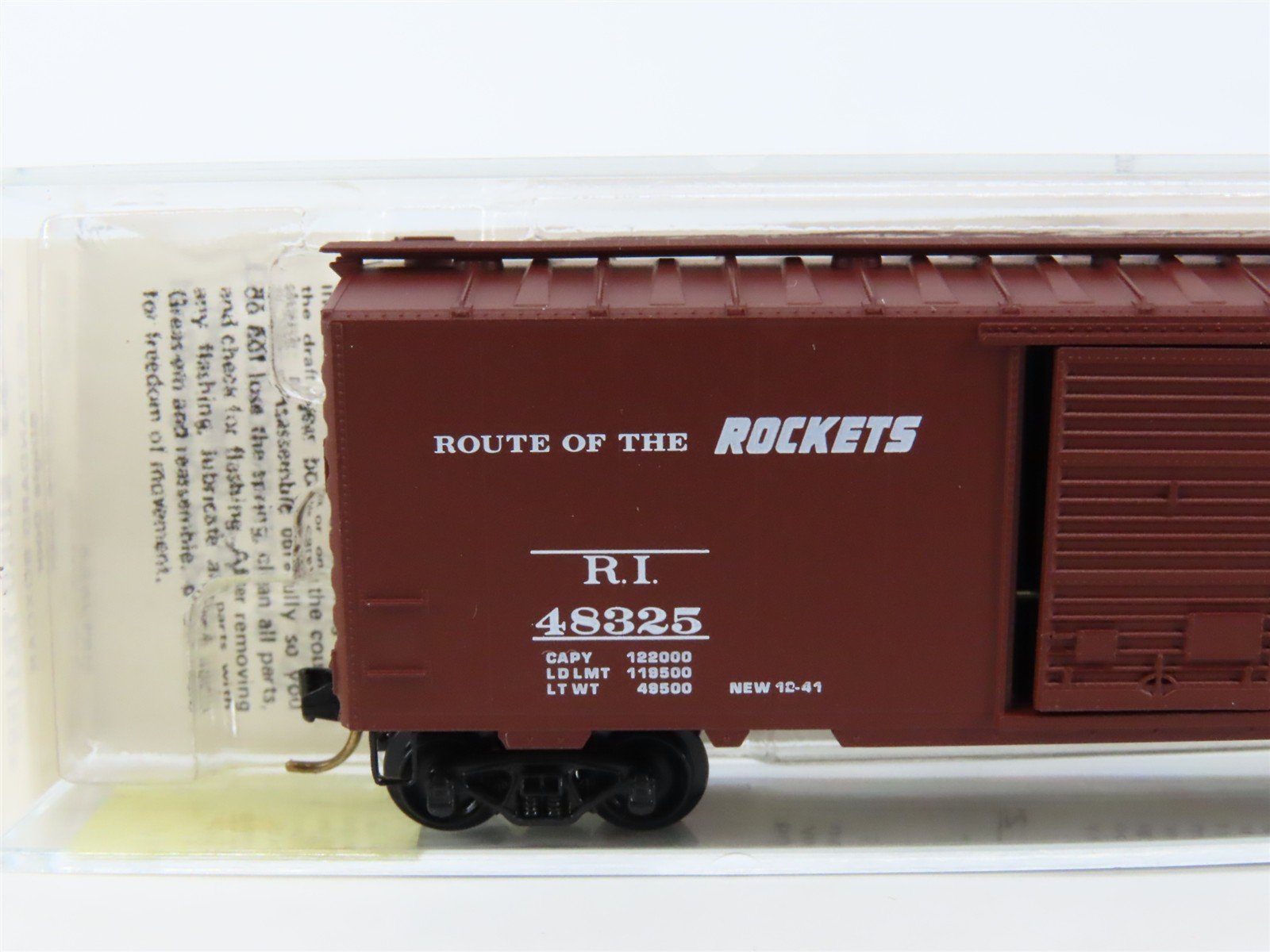 N Scale Kadee Micro-Trains MTL 20700 RI Route Of The Rockets 40' Box Car #48325