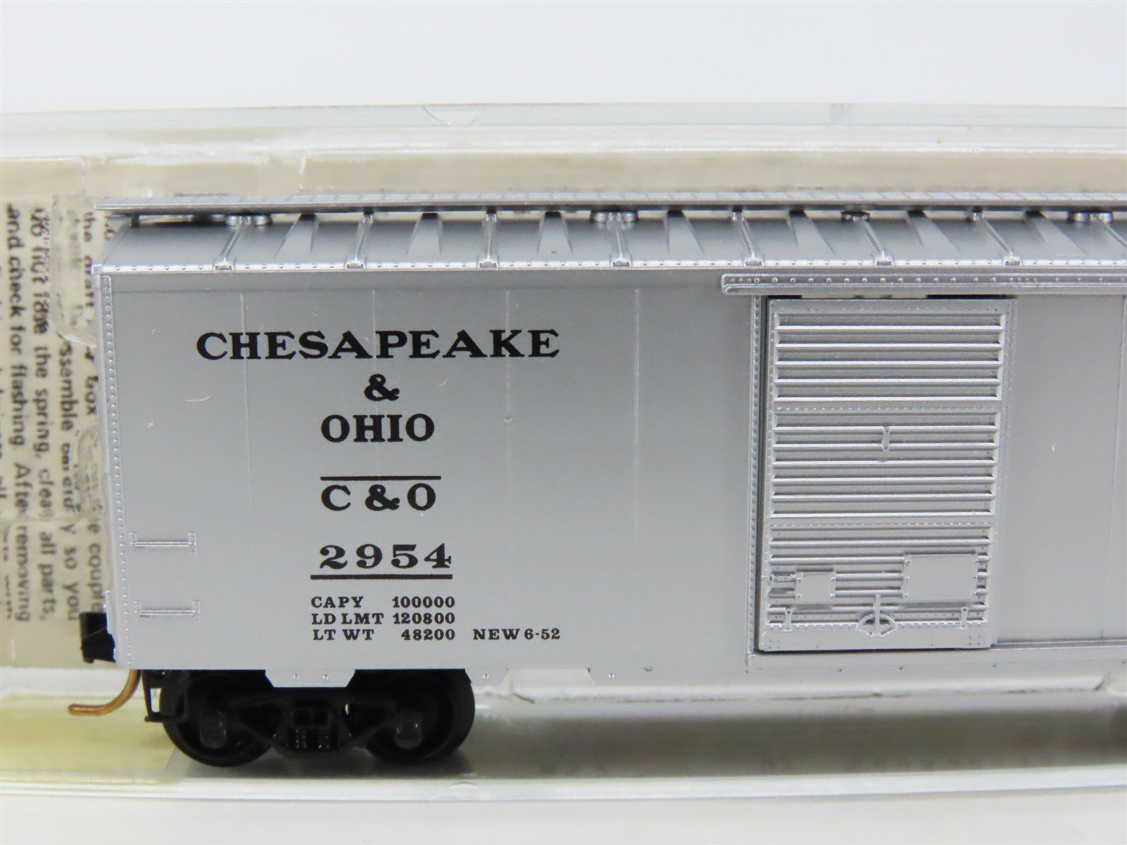 N Kadee Micro-Trains MTL 20820 C&O Chesapeake & Ohio Progress 40' Box Car #2954