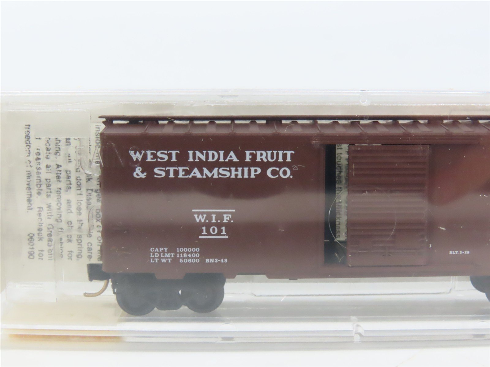 N Scale Micro-Trains MTL 20630 WIF West India Fruit & Steamship 40' Box Car #101
