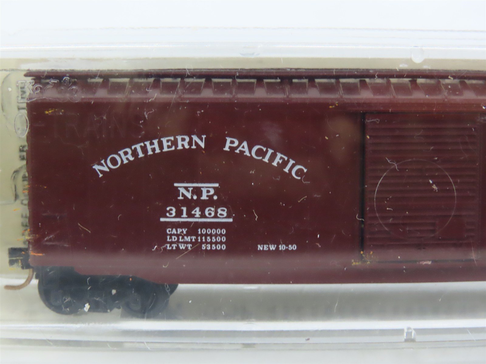 N Kadee Micro-Trains MTL 31060 NP Northern Pacific Main Street 50' Boxcar #31468