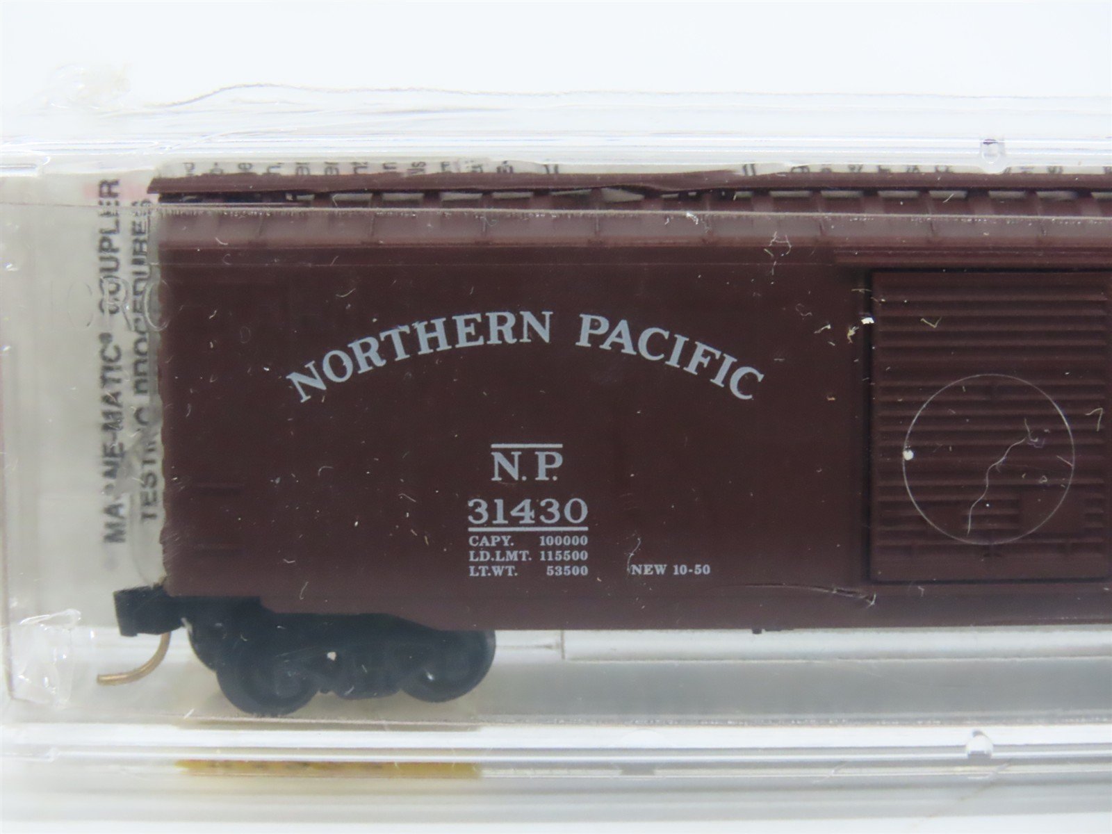 N Scale Micro-Trains MTL 31060 NP Northern Pacific Main Street 50' Boxcar #31430