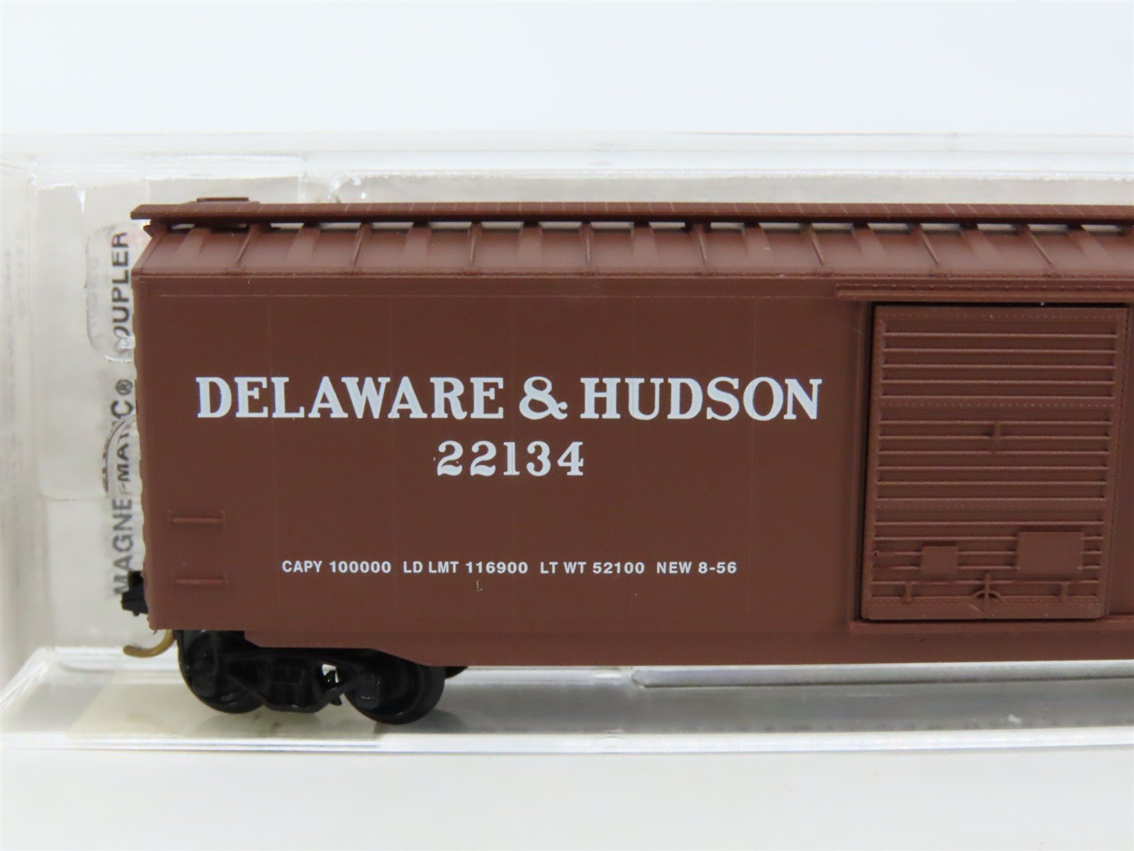 N Scale Micro-Trains MTL 31070 D&H Delaware & Hudson 50' Box Car #22134