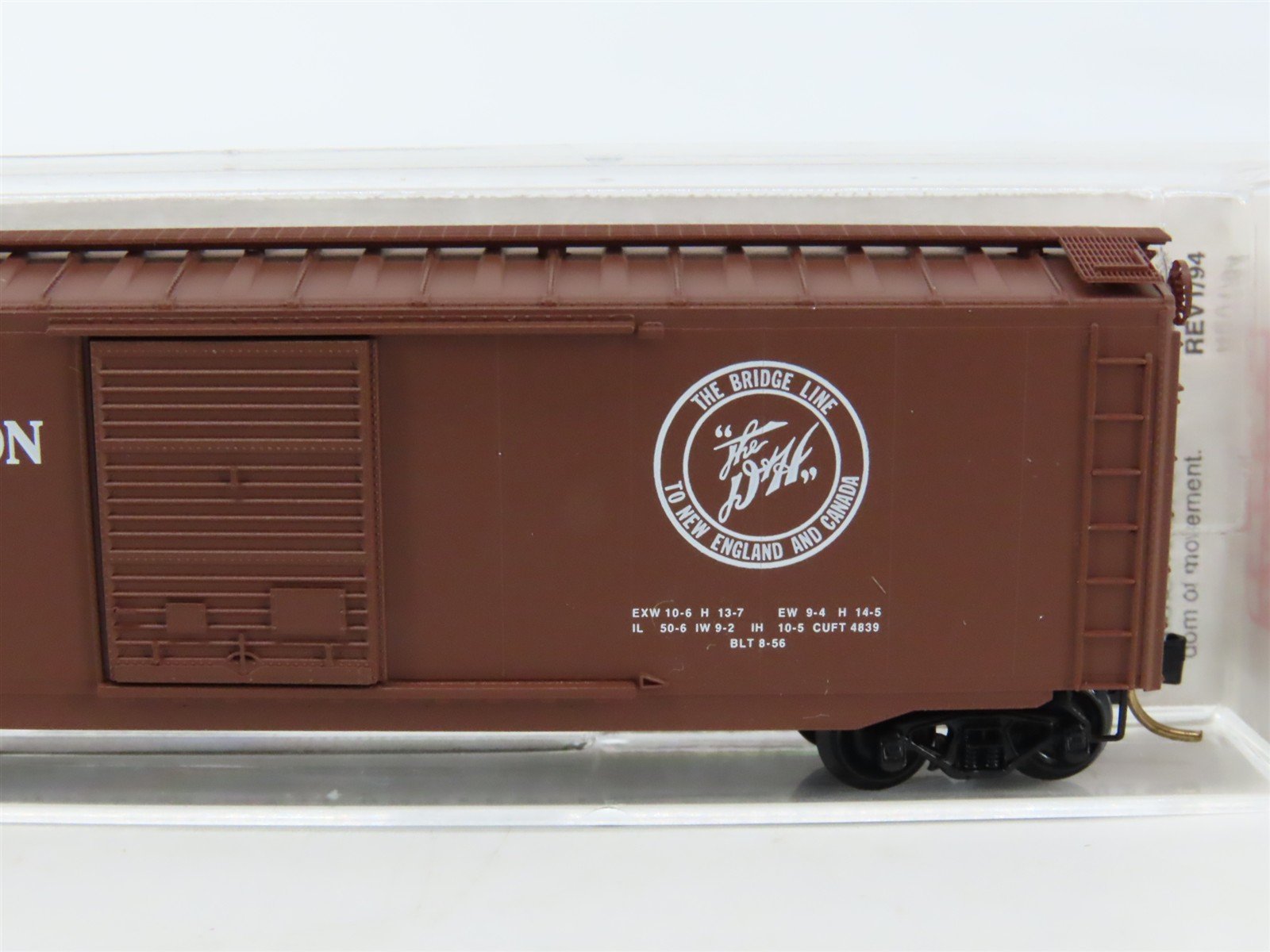 N Scale Micro-Trains MTL 31070 D&H Delaware & Hudson 50' Box Car #22134