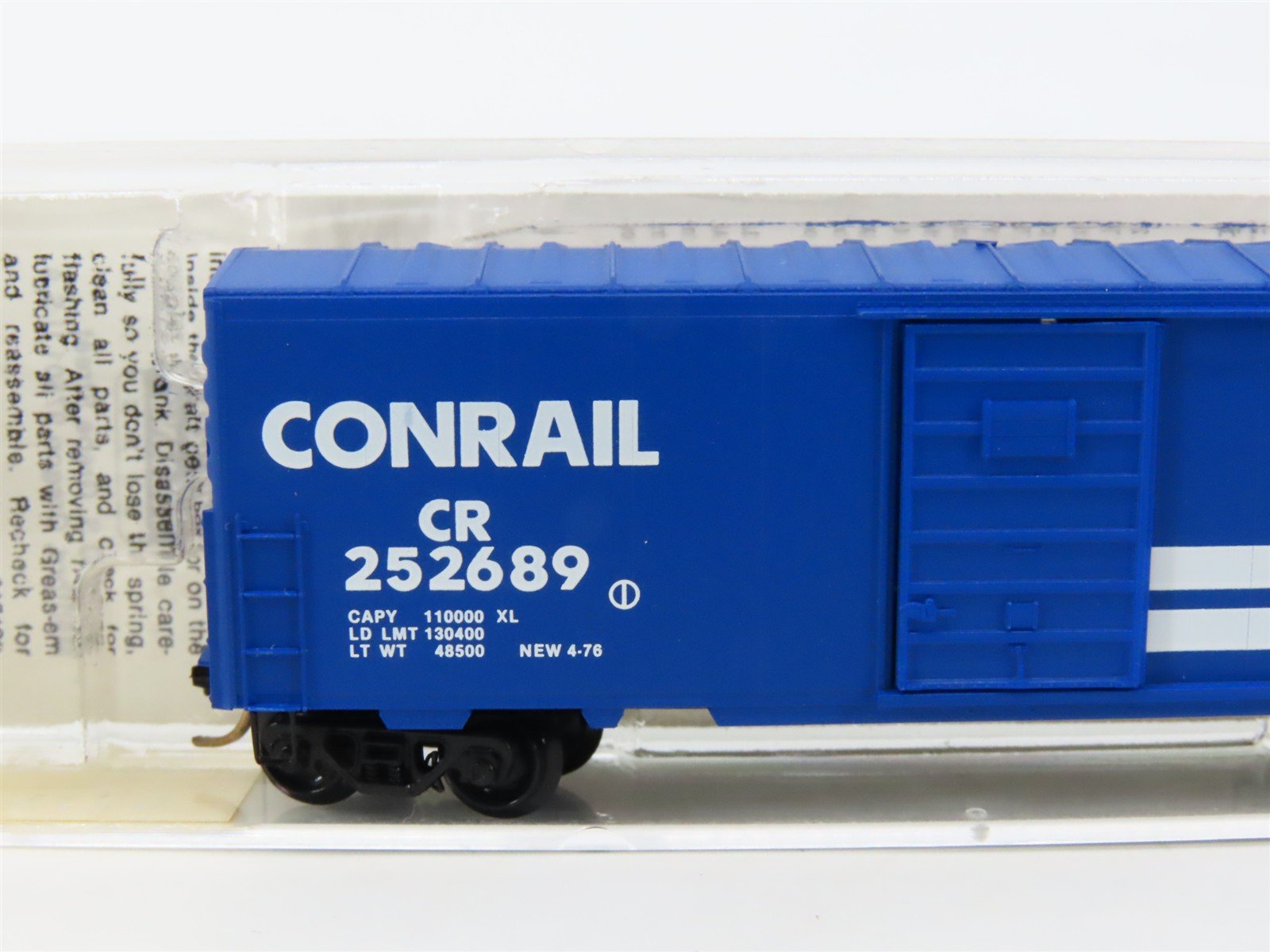 N Scale Micro-Trains MTL 24130 CR Conrail 40' Single Door Box Car #252689