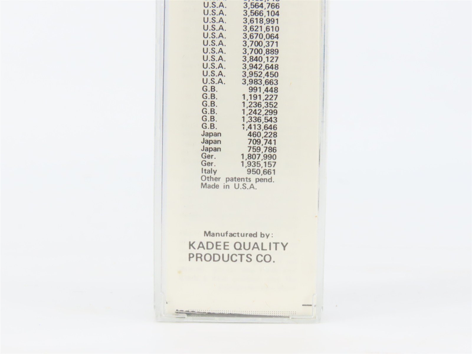 N Kadee Micro-Trains MTL 24110 OP&E Oregon Pacific & Eastern 40' Box Car #1033