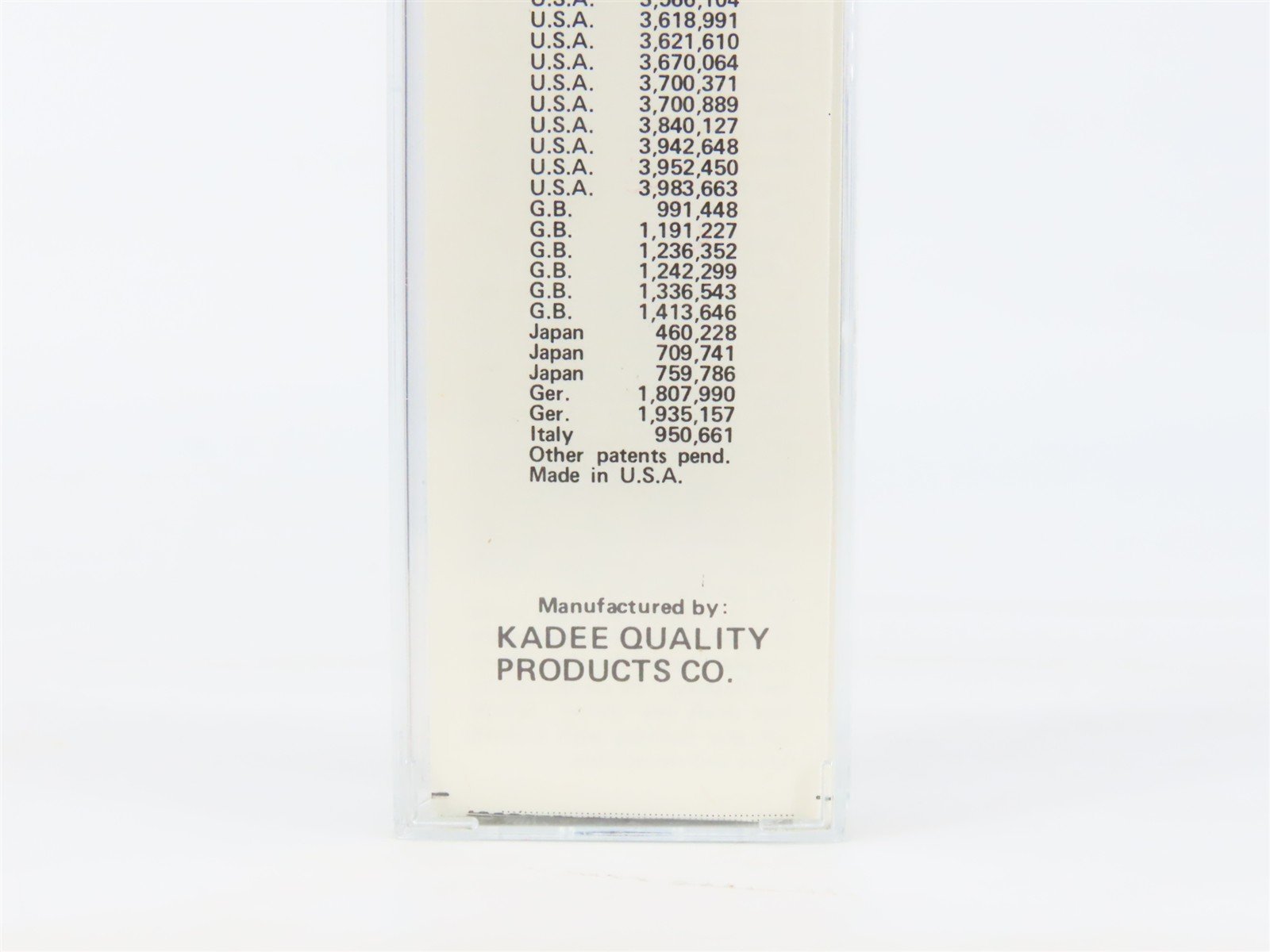 N Kadee Micro-Trains MTL 24110 OP&E Oregon Pacific & Eastern 40' Box Car #1033