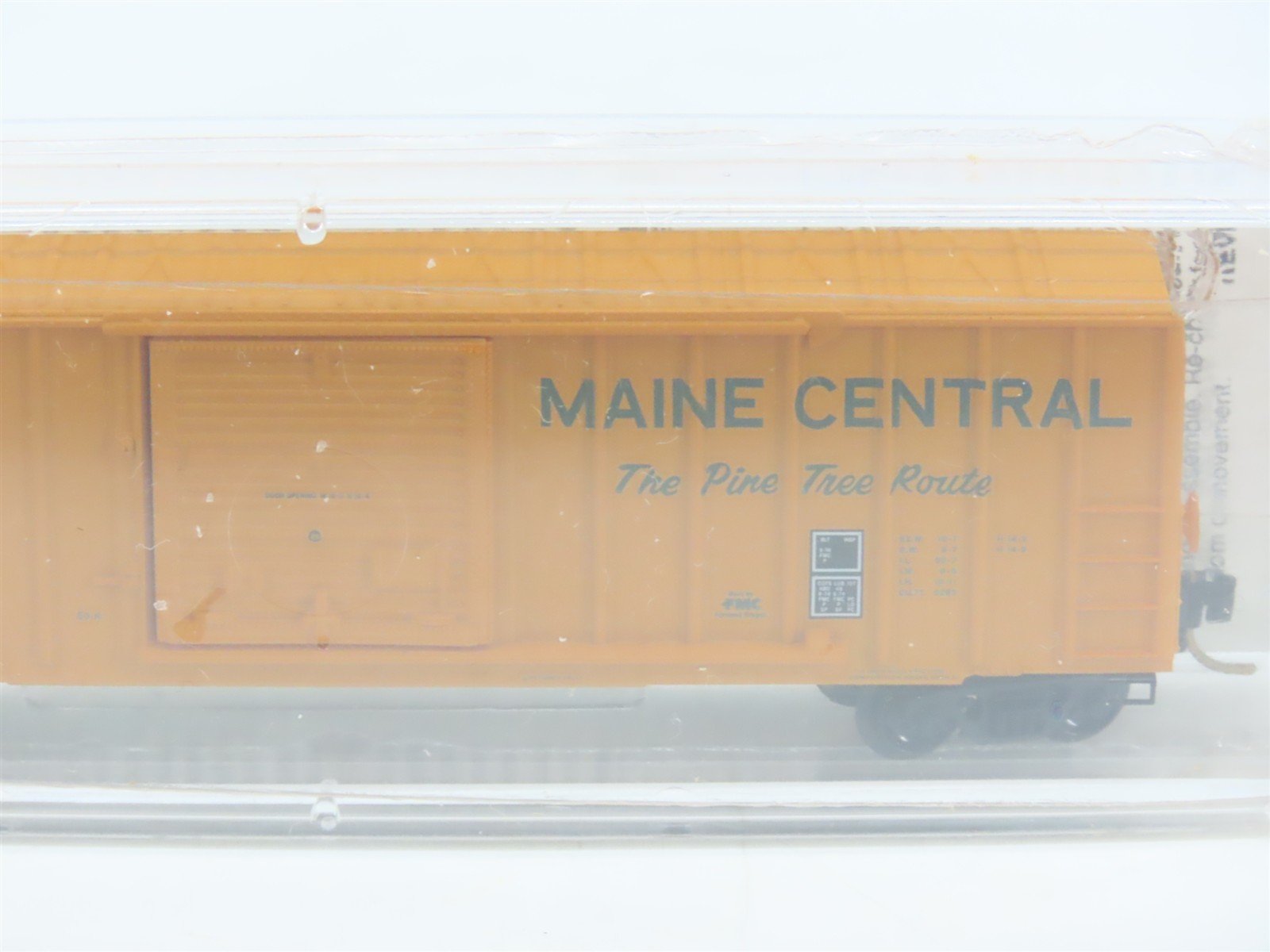 N Micro-Trains MTL 25020 MEC Maine Central Pine Tree Route 50' Box Car #31011