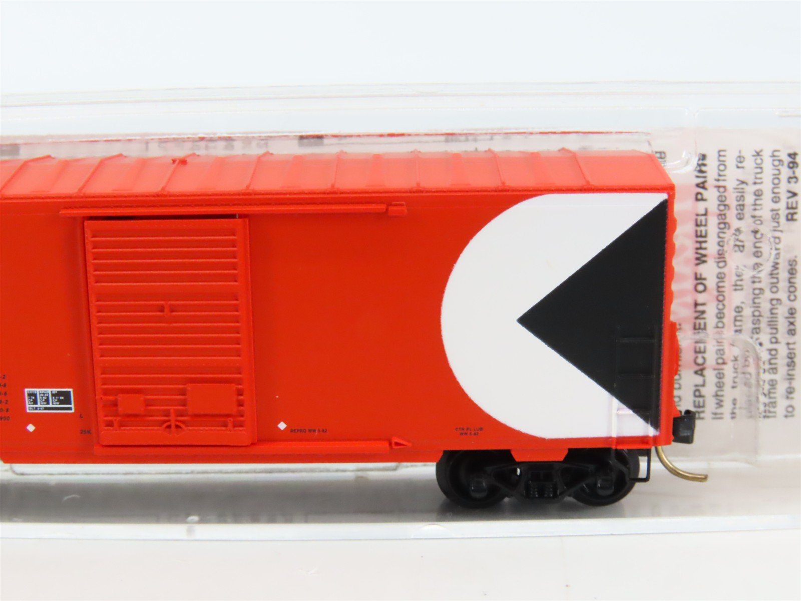 N Scale Micro-Trains MTL 24260 CP Rail 40' Single Door Box Car #55935