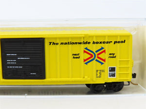 N Scale Kadee Micro-Trains MTL 25012 RBOX Railbox 50' Single Door Box Car #17715