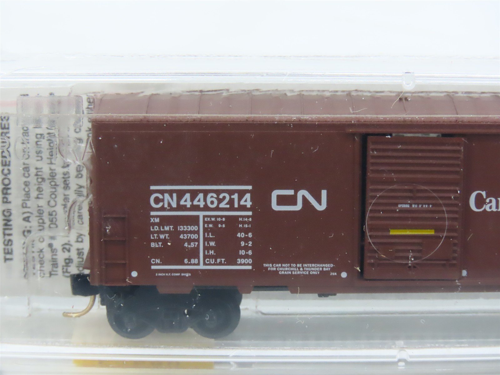 N Scale Micro-Trains MTL 24280 CN Canadian National Manitoba 40' Box Car #446214