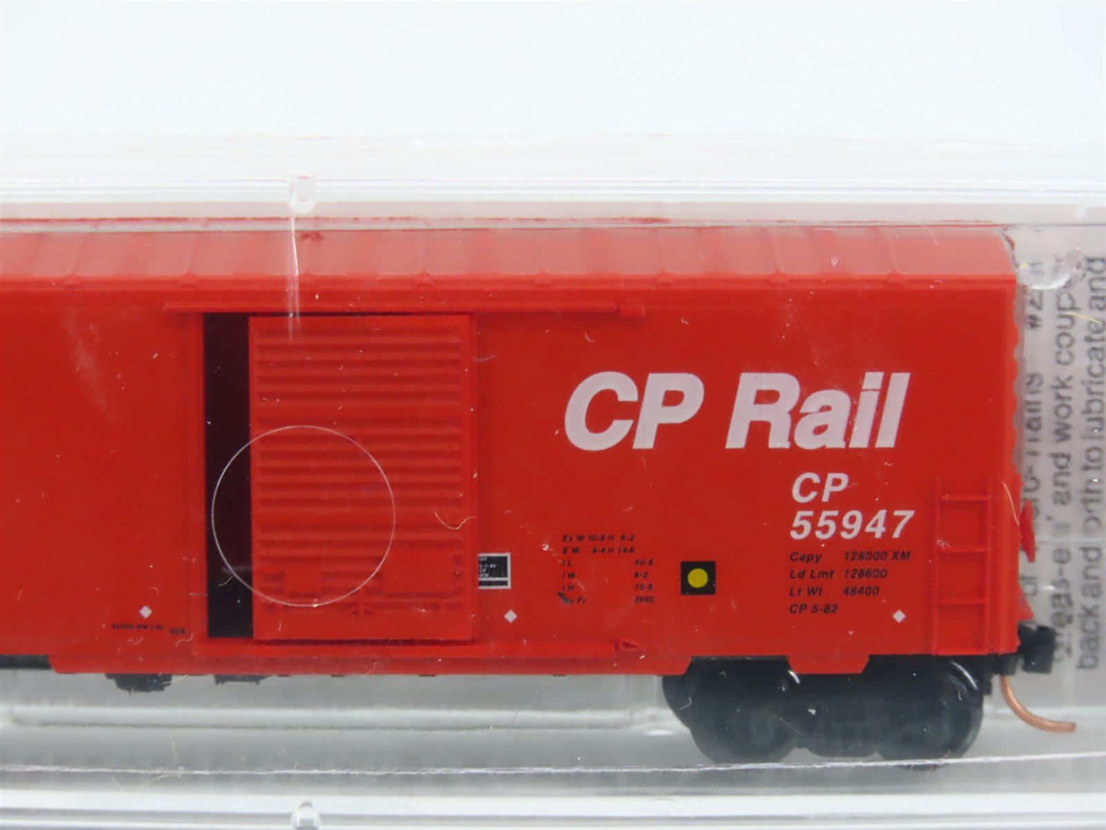 N Scale Micro-Trains MTL 24260 CP Rail 40' Single Door Box Car #55947