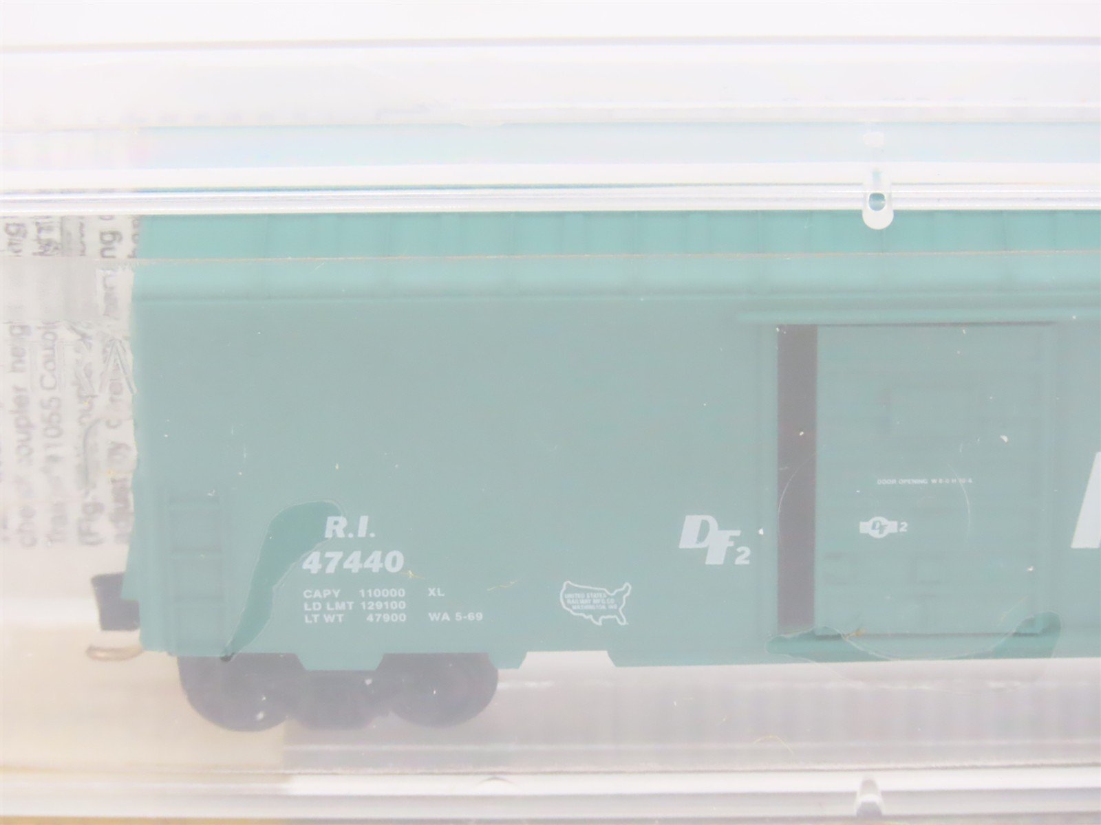 N Scale Micro-Trains MTL 24270 RI Rock Island 40' Single Door Box Car #47440