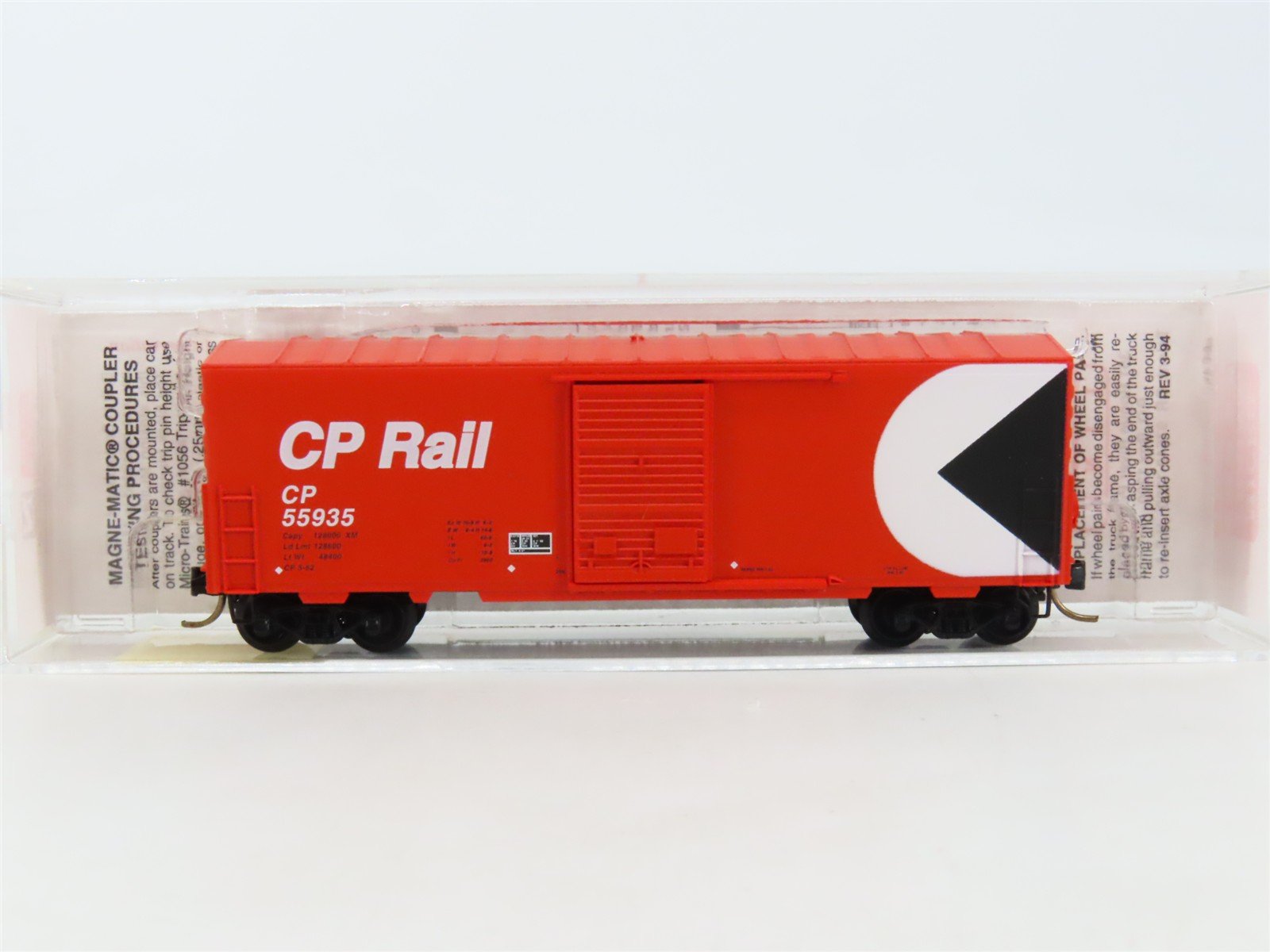N Scale Micro-Trains MTL 24260 CP Rail 40' Single Door Box Car #55935