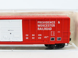 N Scale Kadee Micro-Trains MTL 25030 P&W Providence & Worcester 50' Box Car #384
