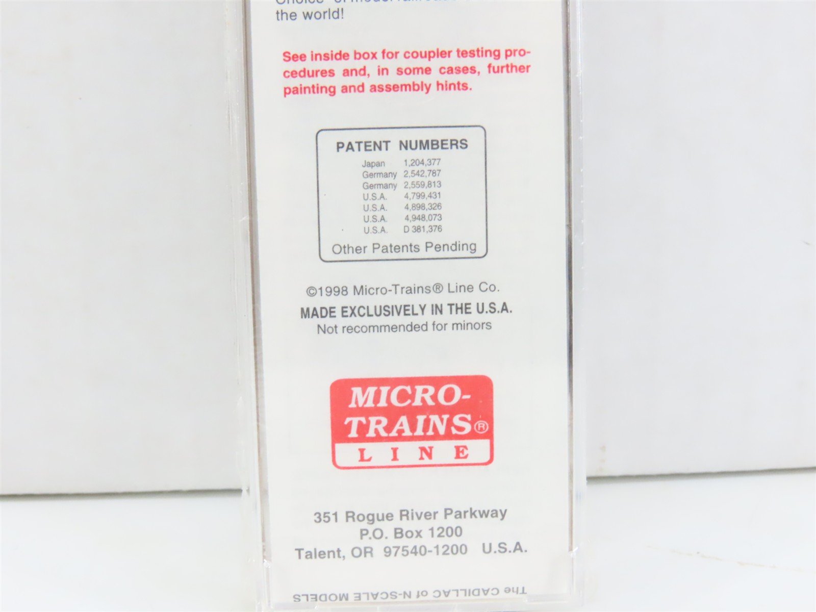 N Scale Micro-Trains MTL 20550 CN Canadian National 40' Box Car #428650