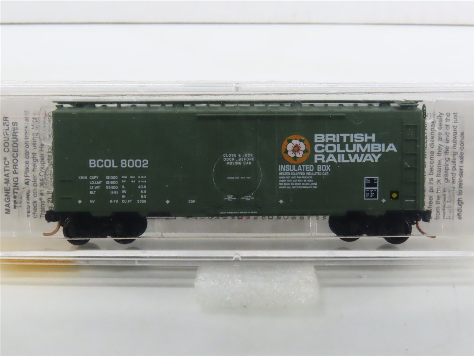 N Scale Micro-Trains MTL 21230 BCOL British Columbia 40' Plug Door Box Car #8002