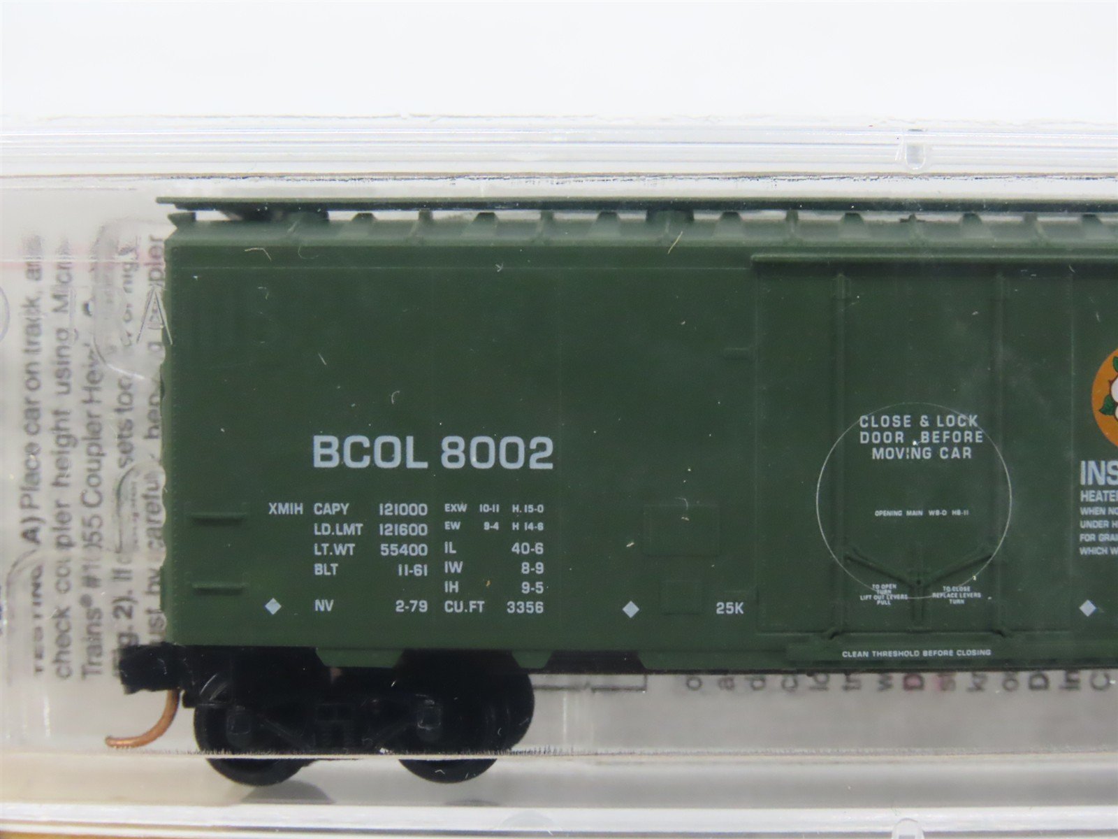 N Scale Micro-Trains MTL 21230 BCOL British Columbia 40' Plug Door Box Car #8002