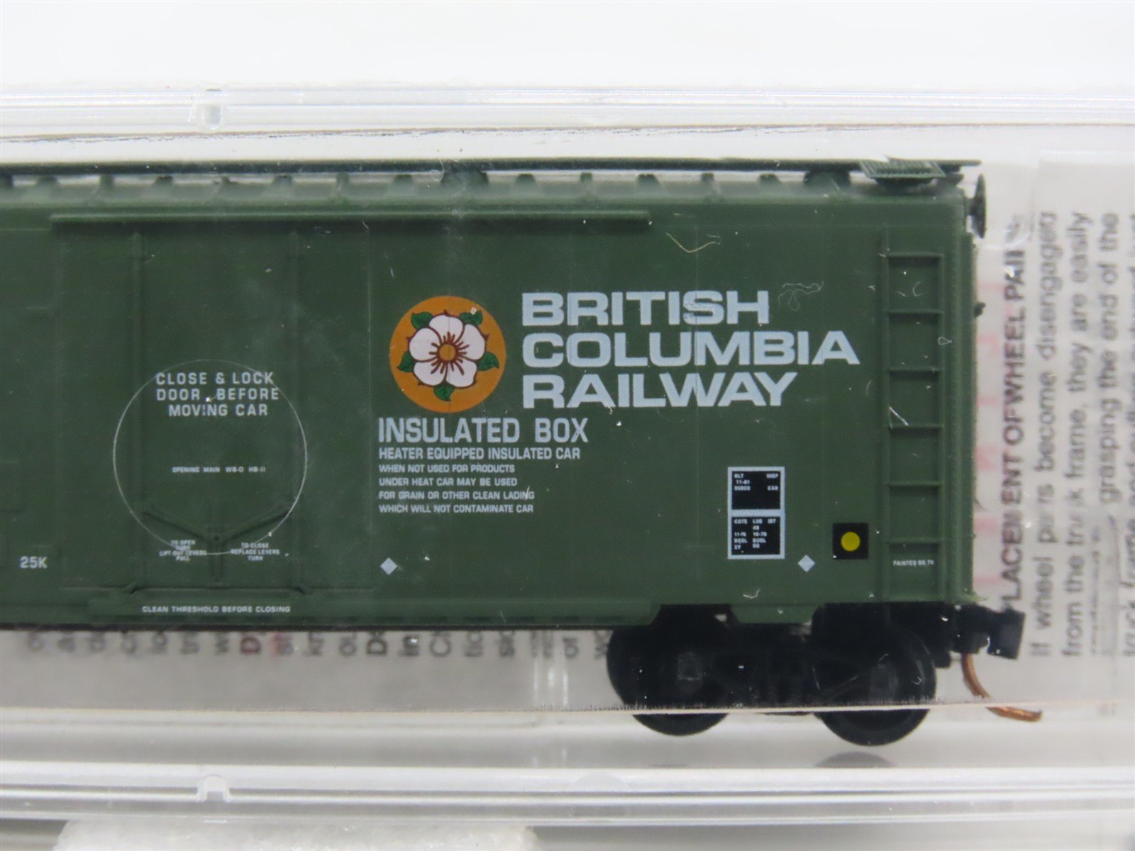 N Scale Micro-Trains MTL 21230 BCOL British Columbia 40' Plug Door Box Car #8002