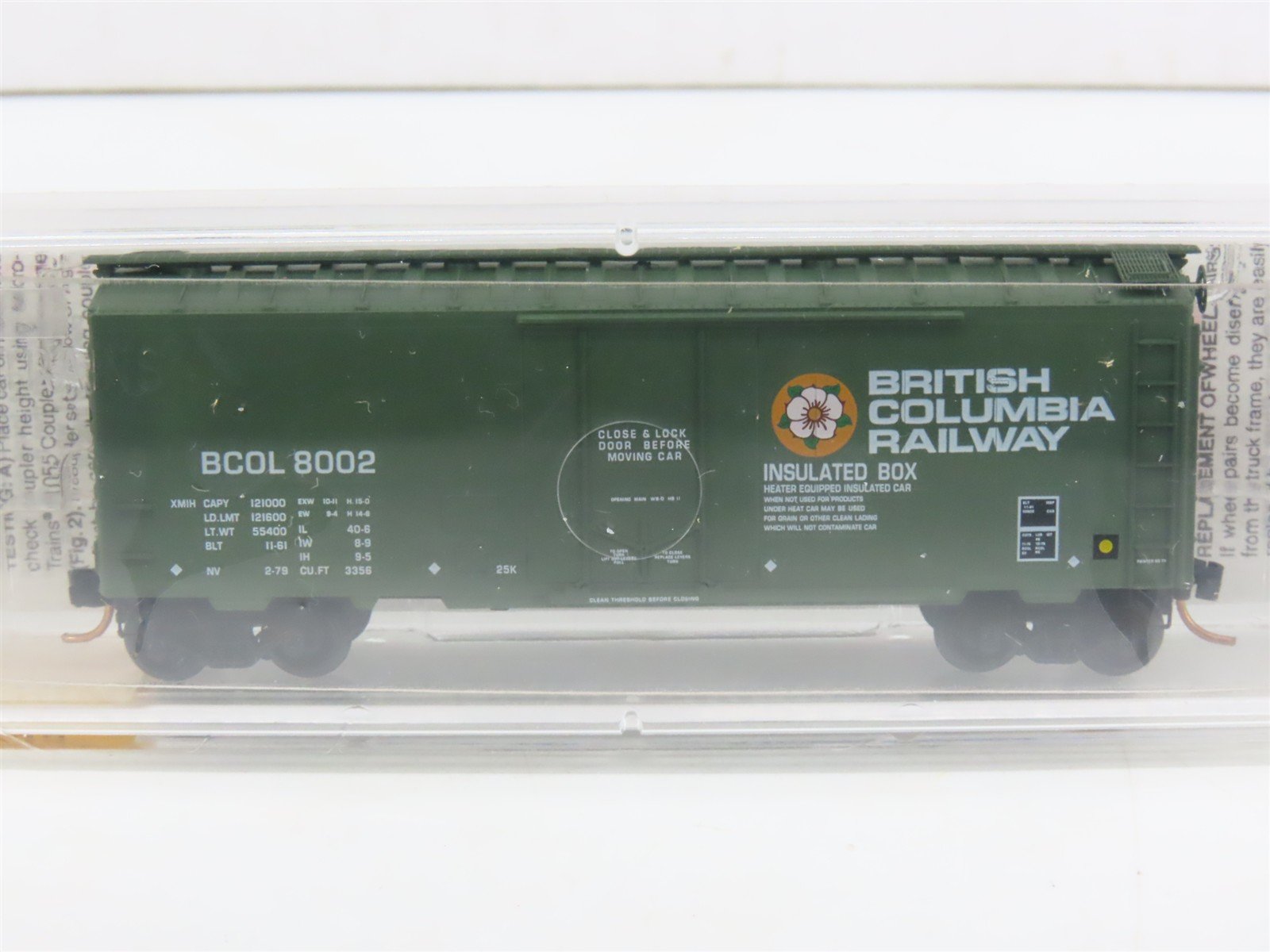 N Scale Micro-Trains MTL 21230 BCOL British Columbia 40' Plug Door Box Car #8002