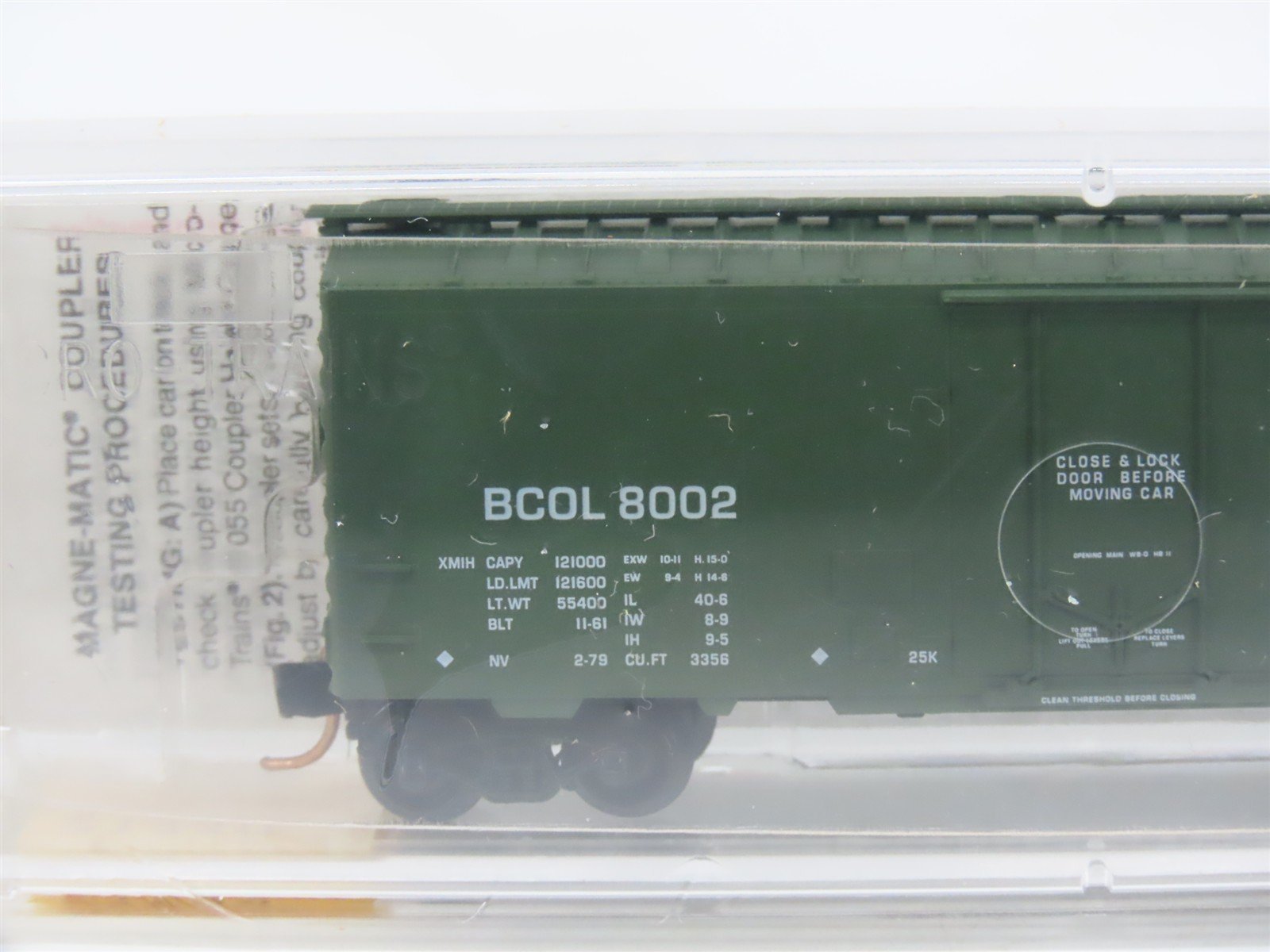 N Scale Micro-Trains MTL 21230 BCOL British Columbia 40' Plug Door Box Car #8002