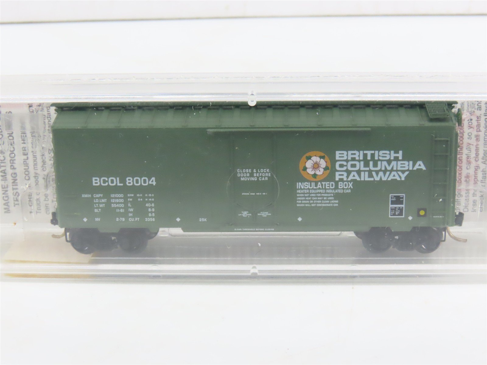 N Scale Micro-Trains MTL 21230 BCOL British Columbia 40' Plug Door Box Car #8004