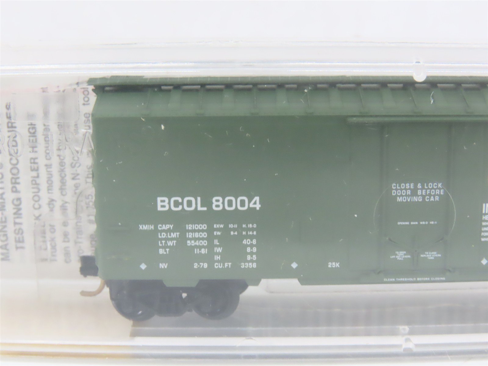 N Scale Micro-Trains MTL 21230 BCOL British Columbia 40' Plug Door Box Car #8004