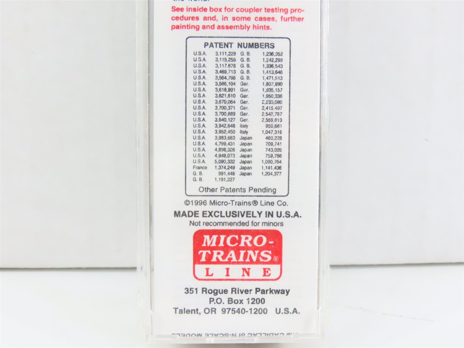 N Scale Micro-Trains MTL 21230 BCOL British Columbia 40' Plug Door Box Car #8004